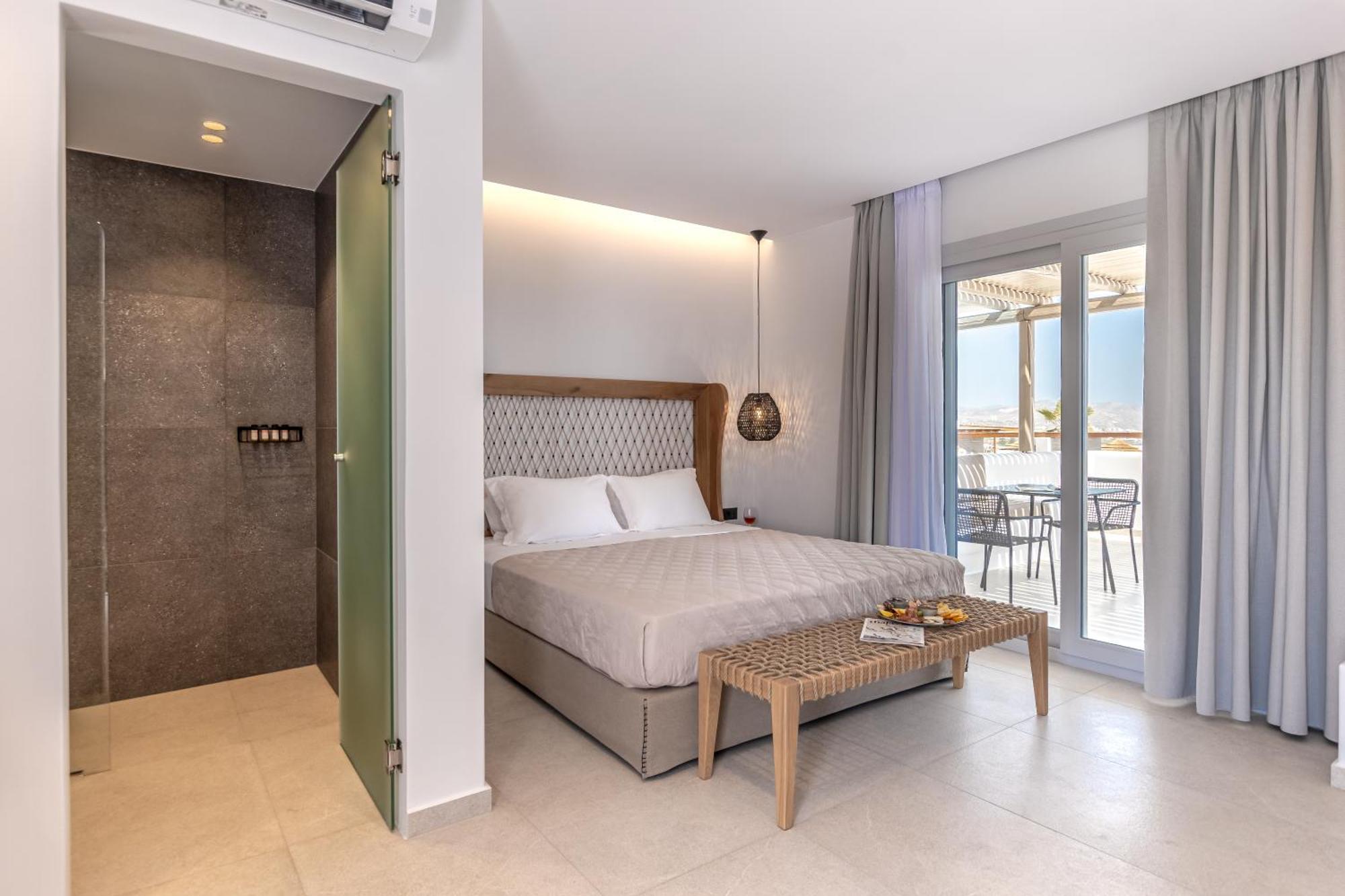Deluxe Double Room Outdoor Jacuzzi Sea View