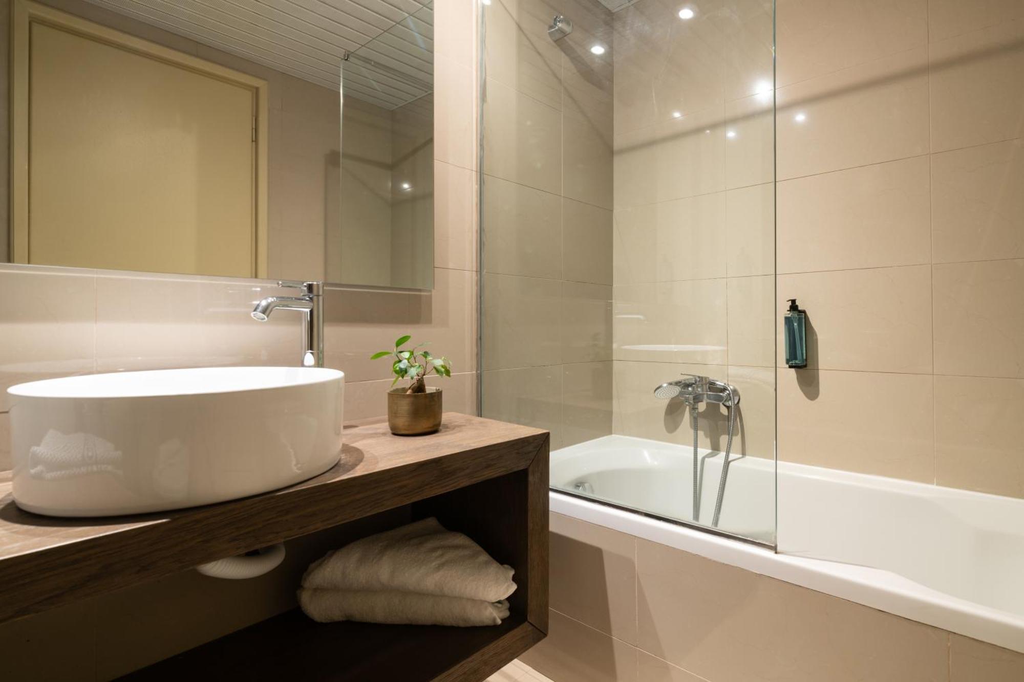Premium One Bedroom Suite