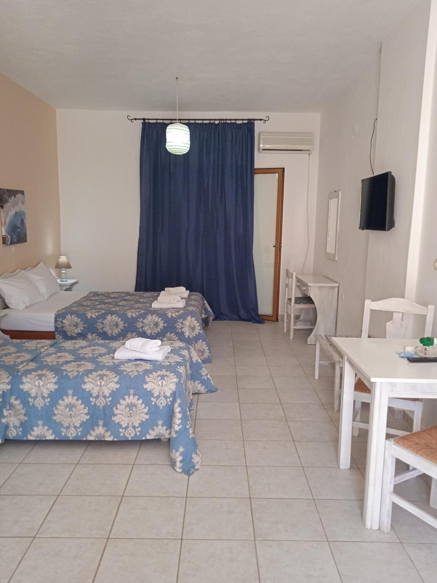 Triple Room Sea View