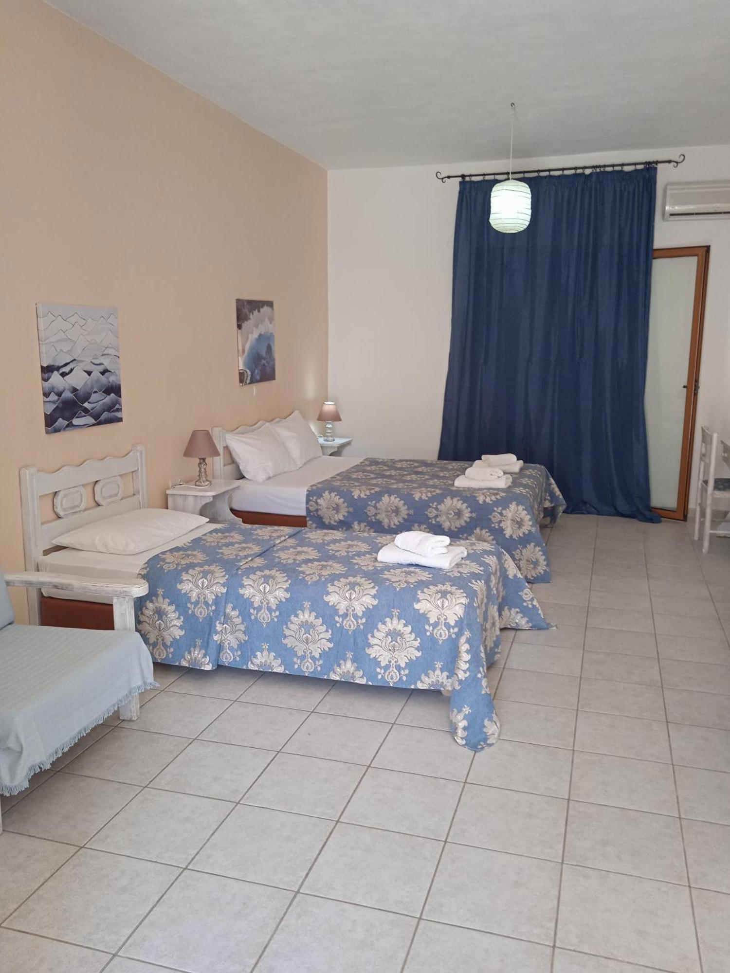 Triple Room Sea View