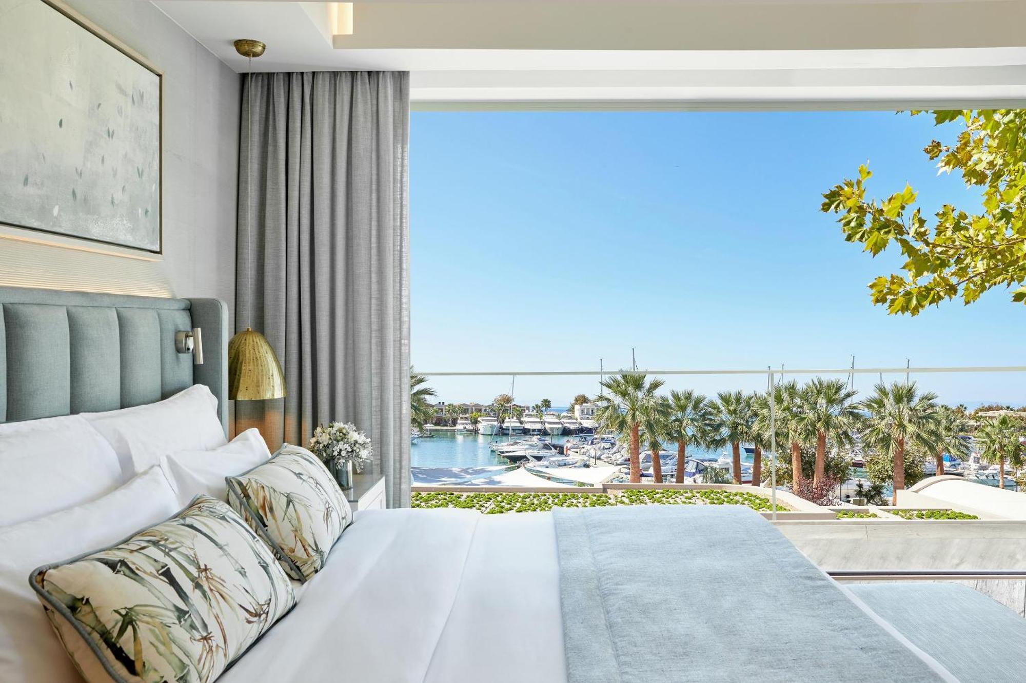 One Bedroom Suite Grand Balcony Pool View