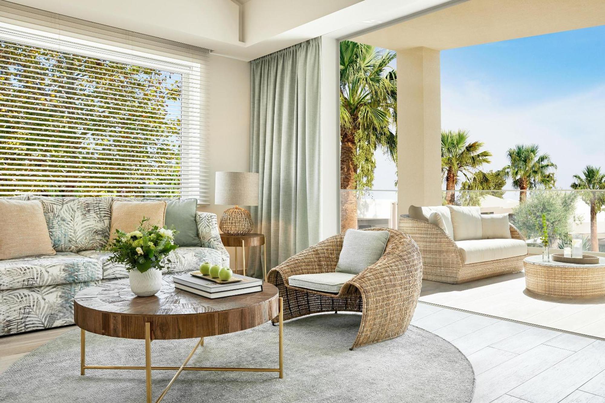 One Bedroom Suite Grand Balcony Pool View