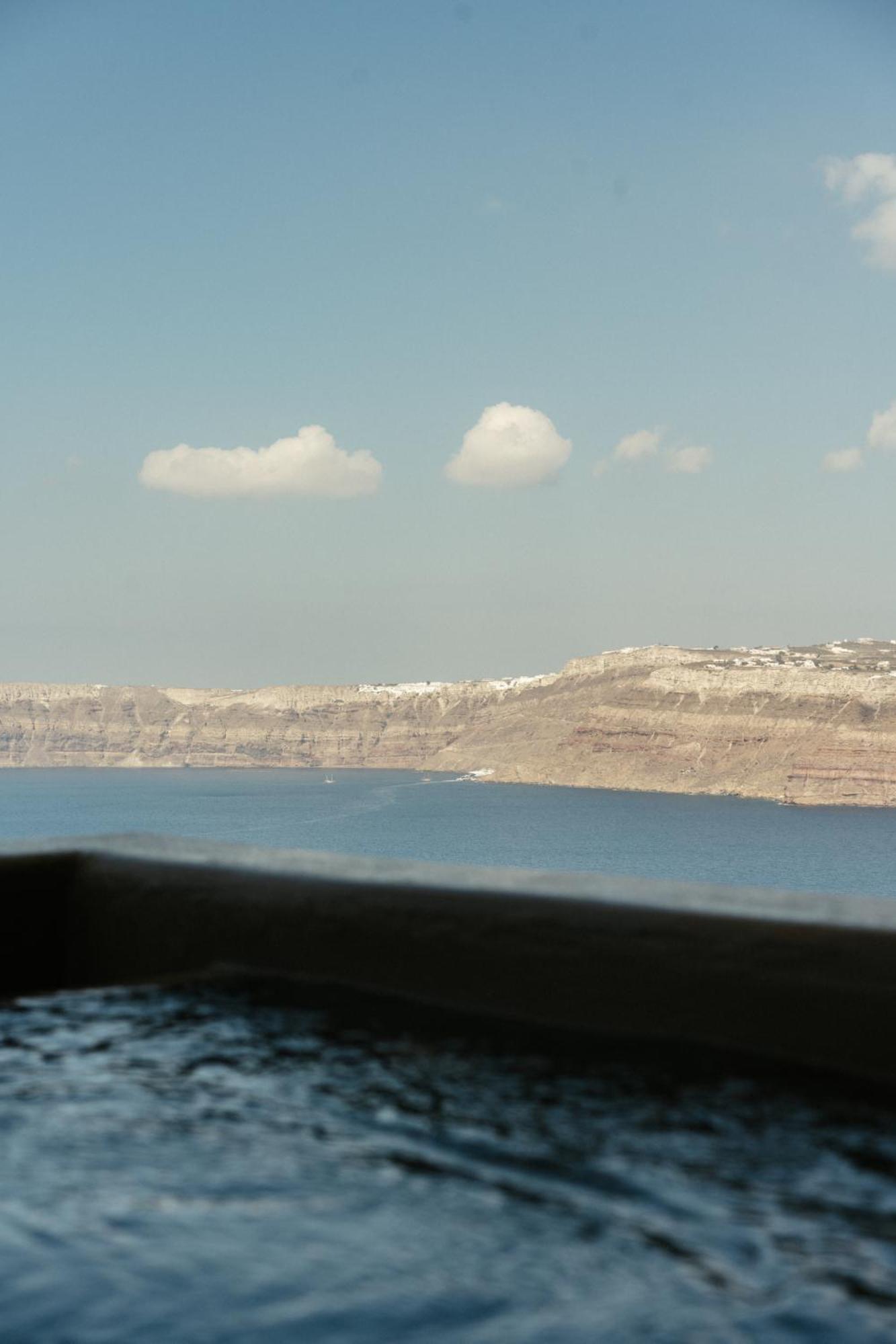 Junior Suite Hot Tub Caldera View
