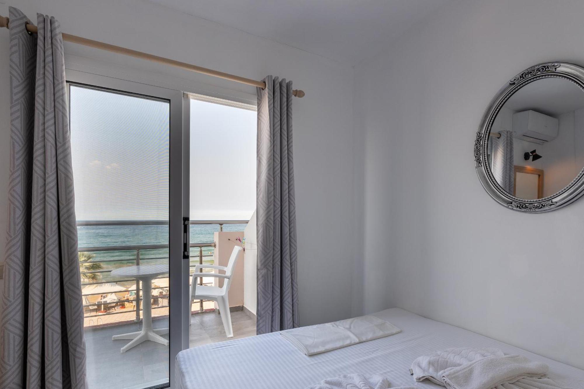Studio Sea View