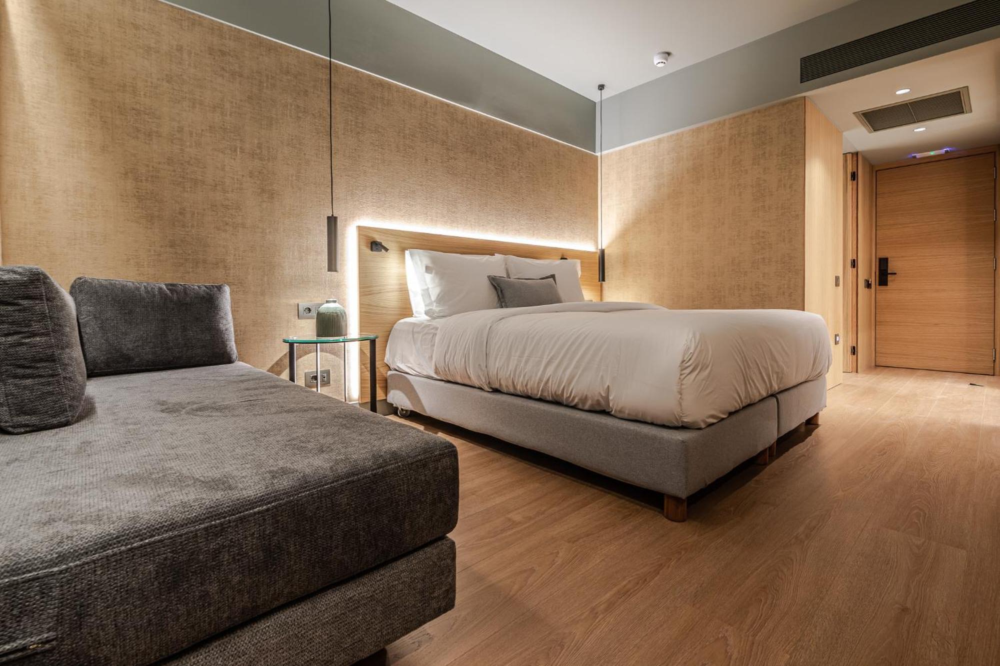 Superior Double or Twin Room Mountain View