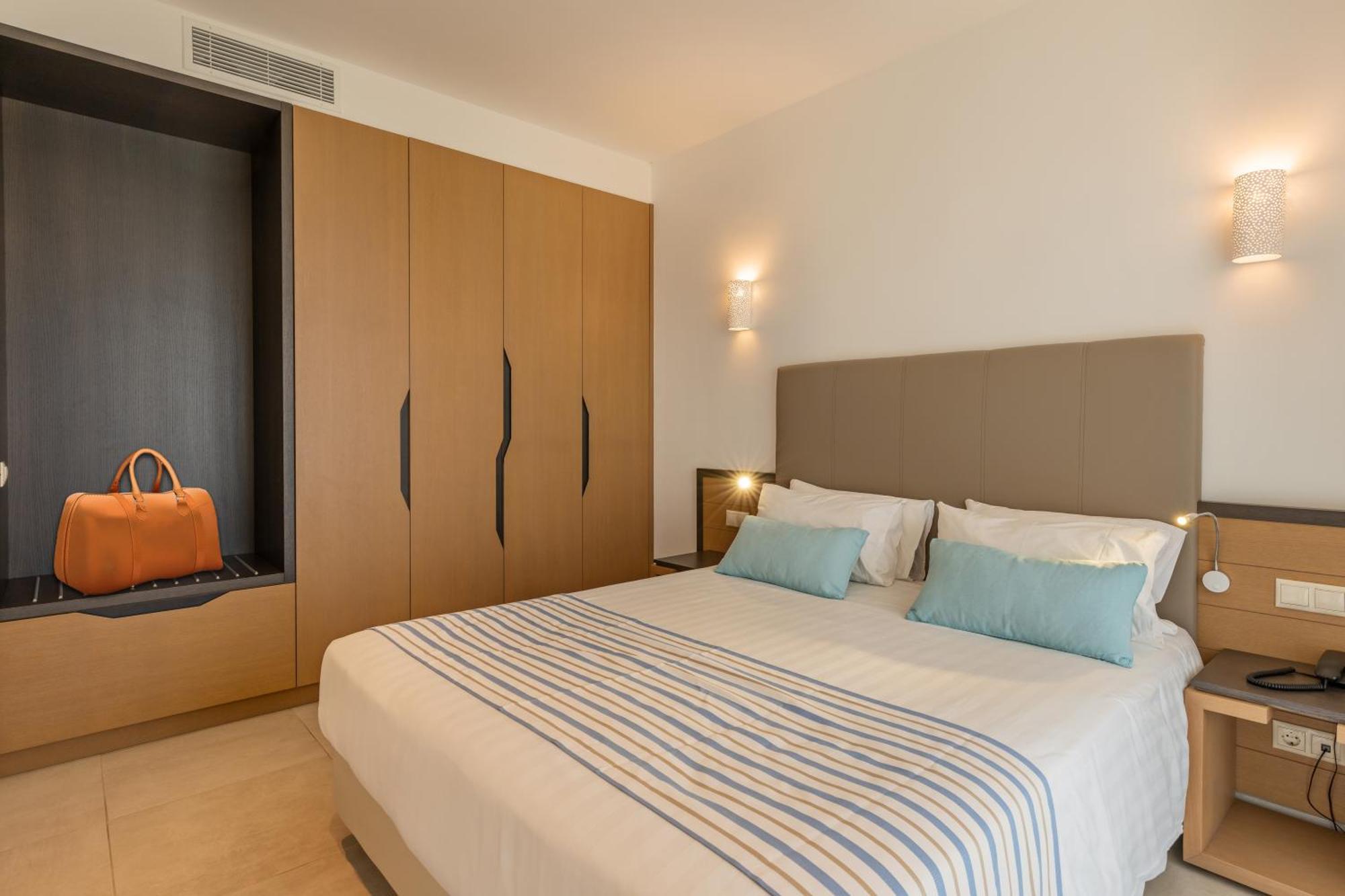 One Bedroom Suite