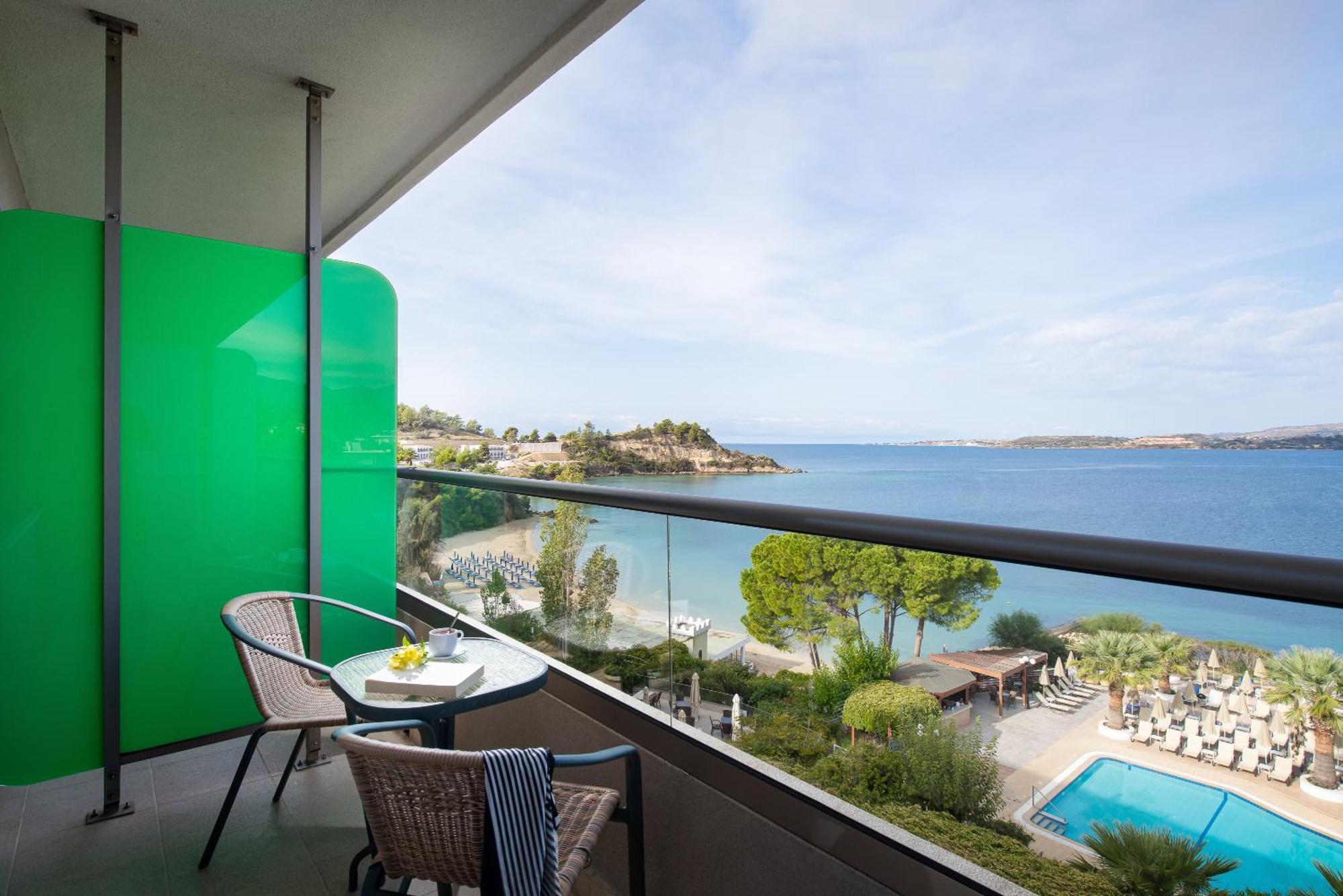 Double or Twin Room Sea View