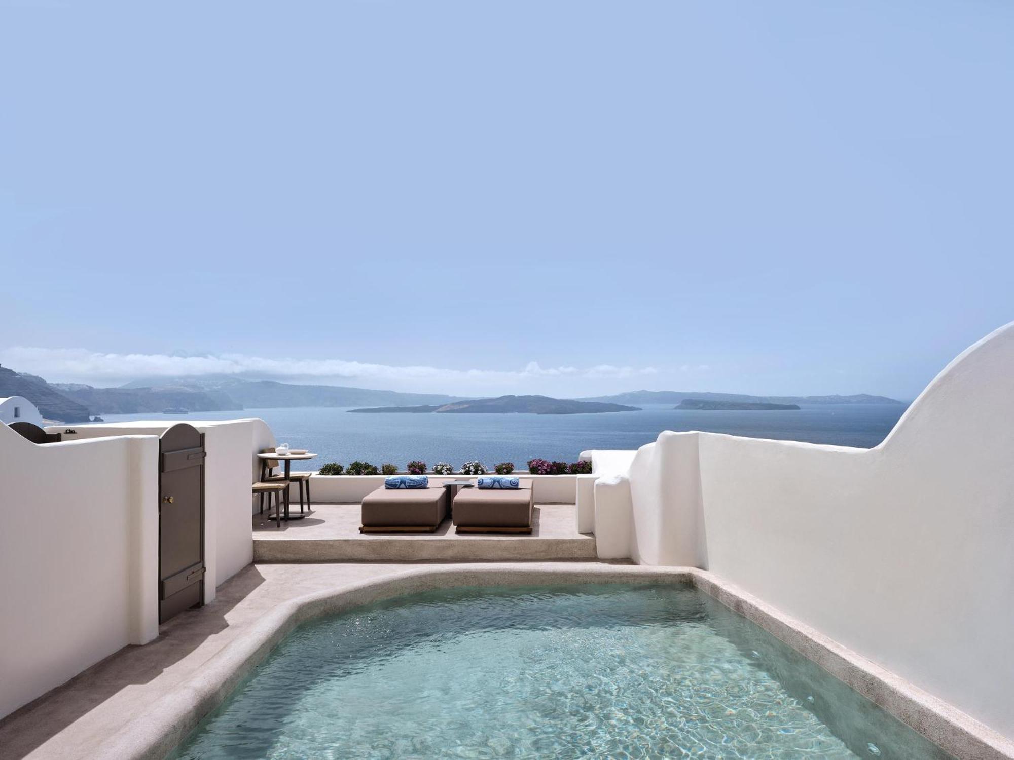 Executive Suite Plunge Pool Caldera View