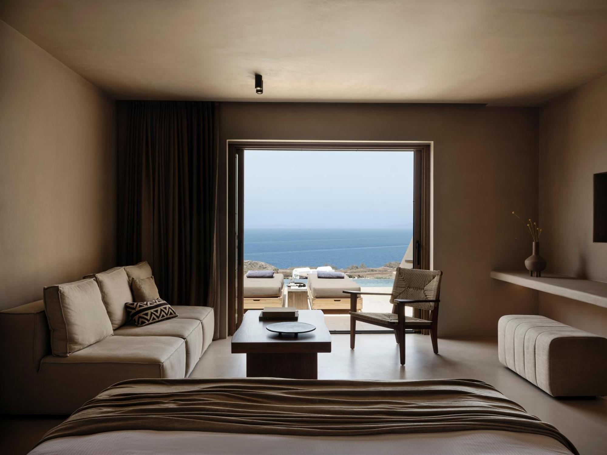 Natura Suite Infinity Pool