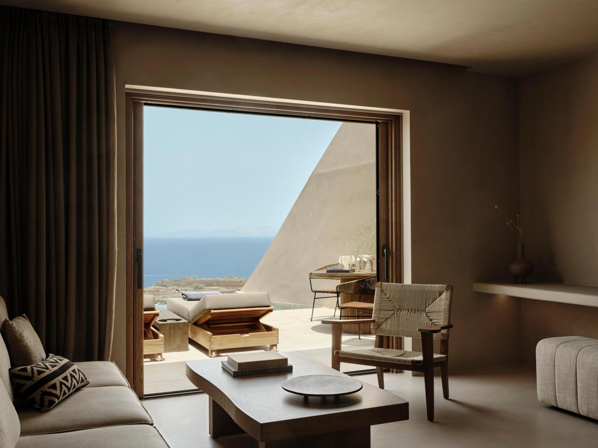 Natura Suite Infinity Pool