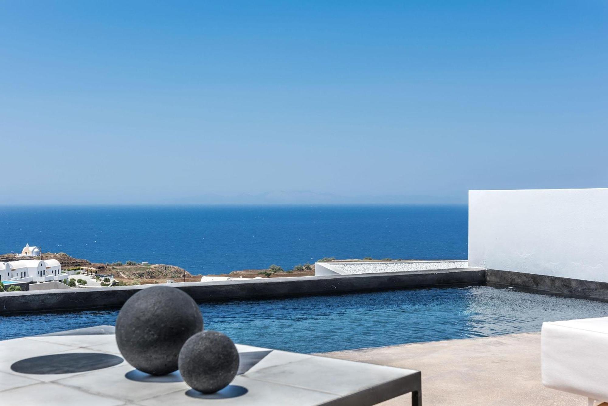 Two Bedroom Suite Infinity Pool