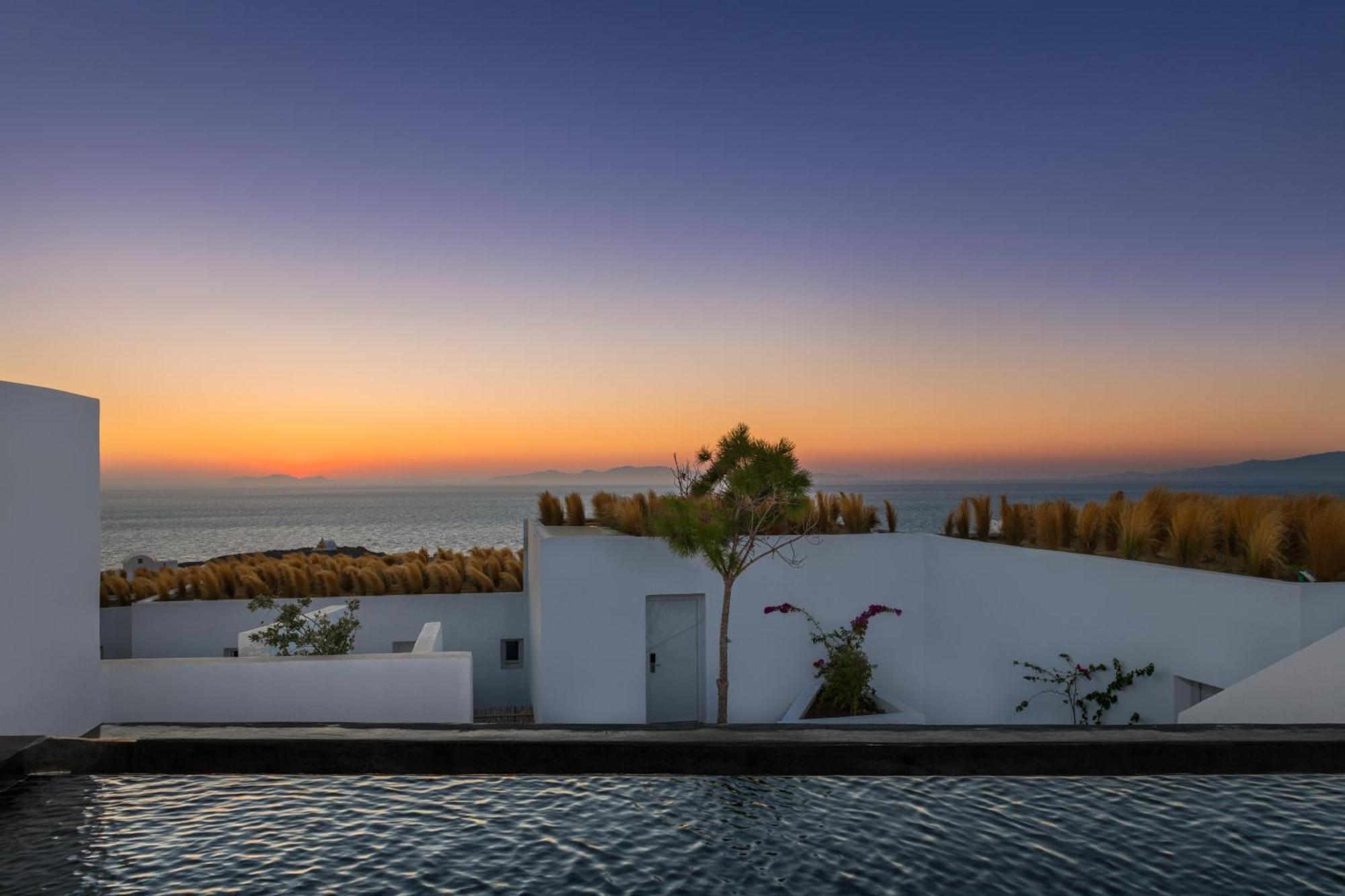 Executive Suite Infinity Pool