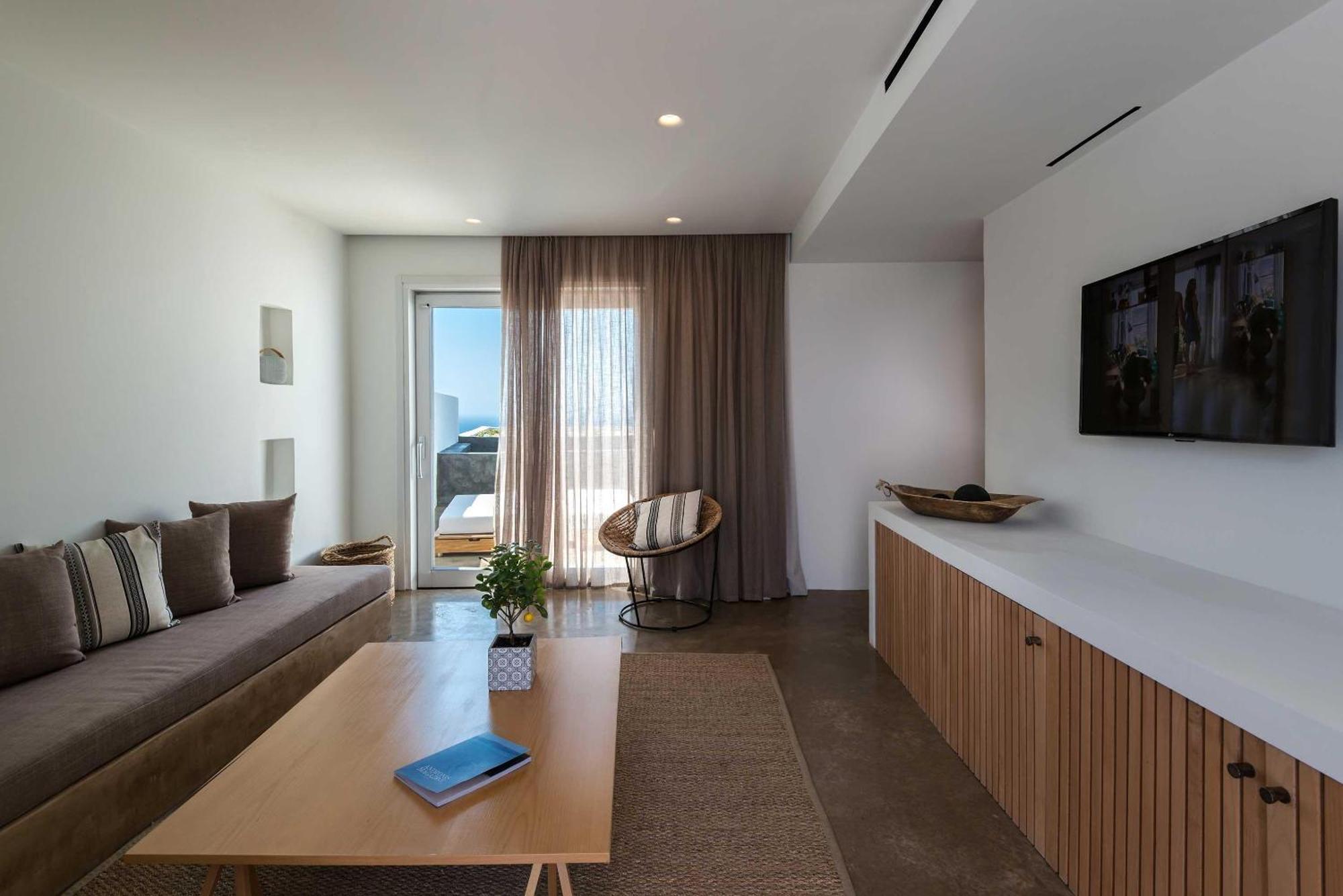 Family Suite Infinity Pool