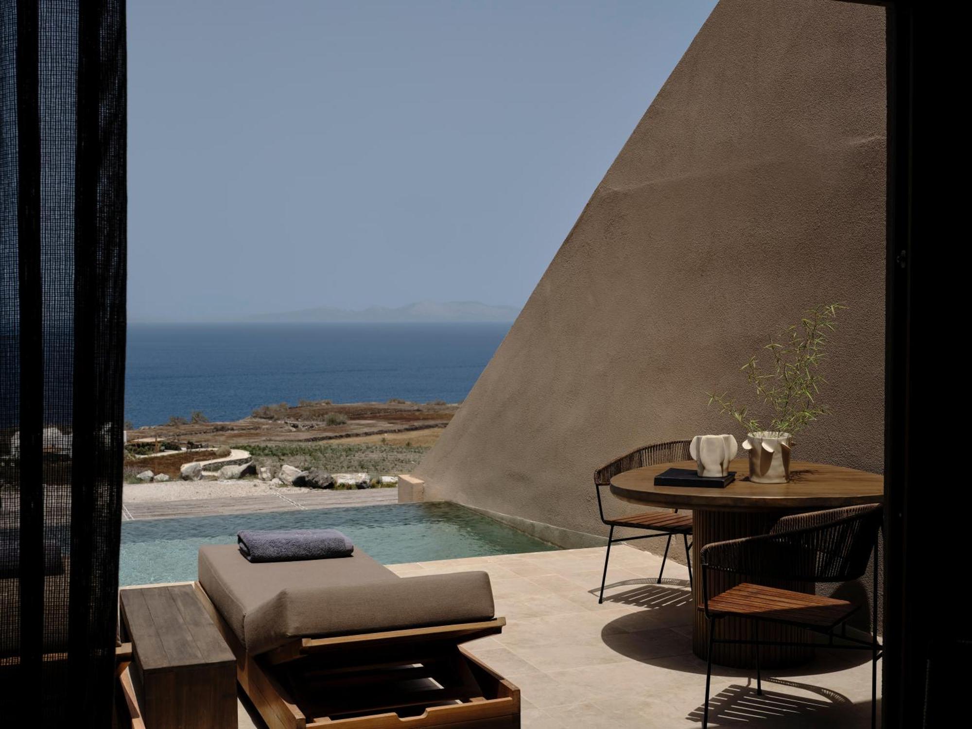 Natura Suite Infinity Pool