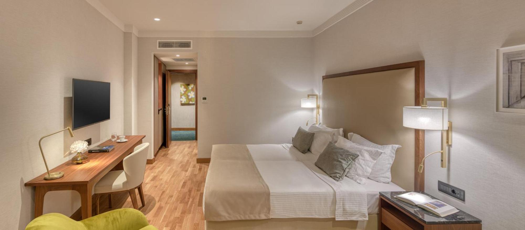 Superior Double or Twin Room Sea View