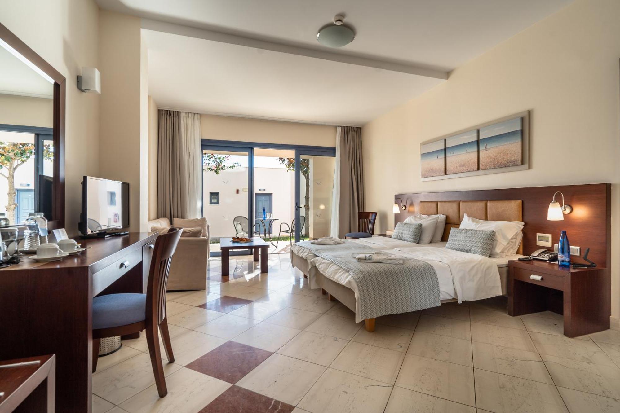 Superior Double or Twin Room Garden View