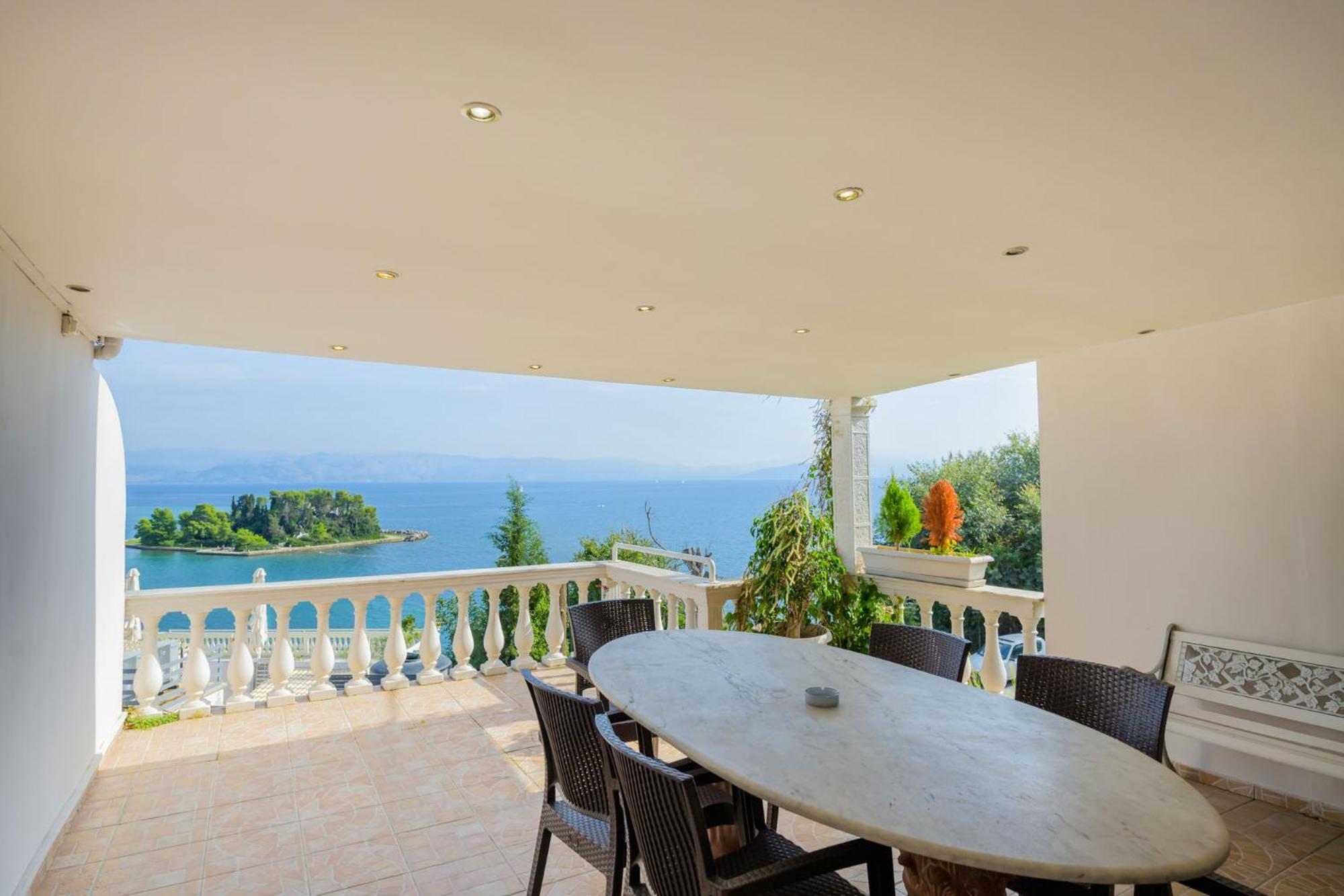 Superior Suite Private Terrace Pontikonisi island view Annex