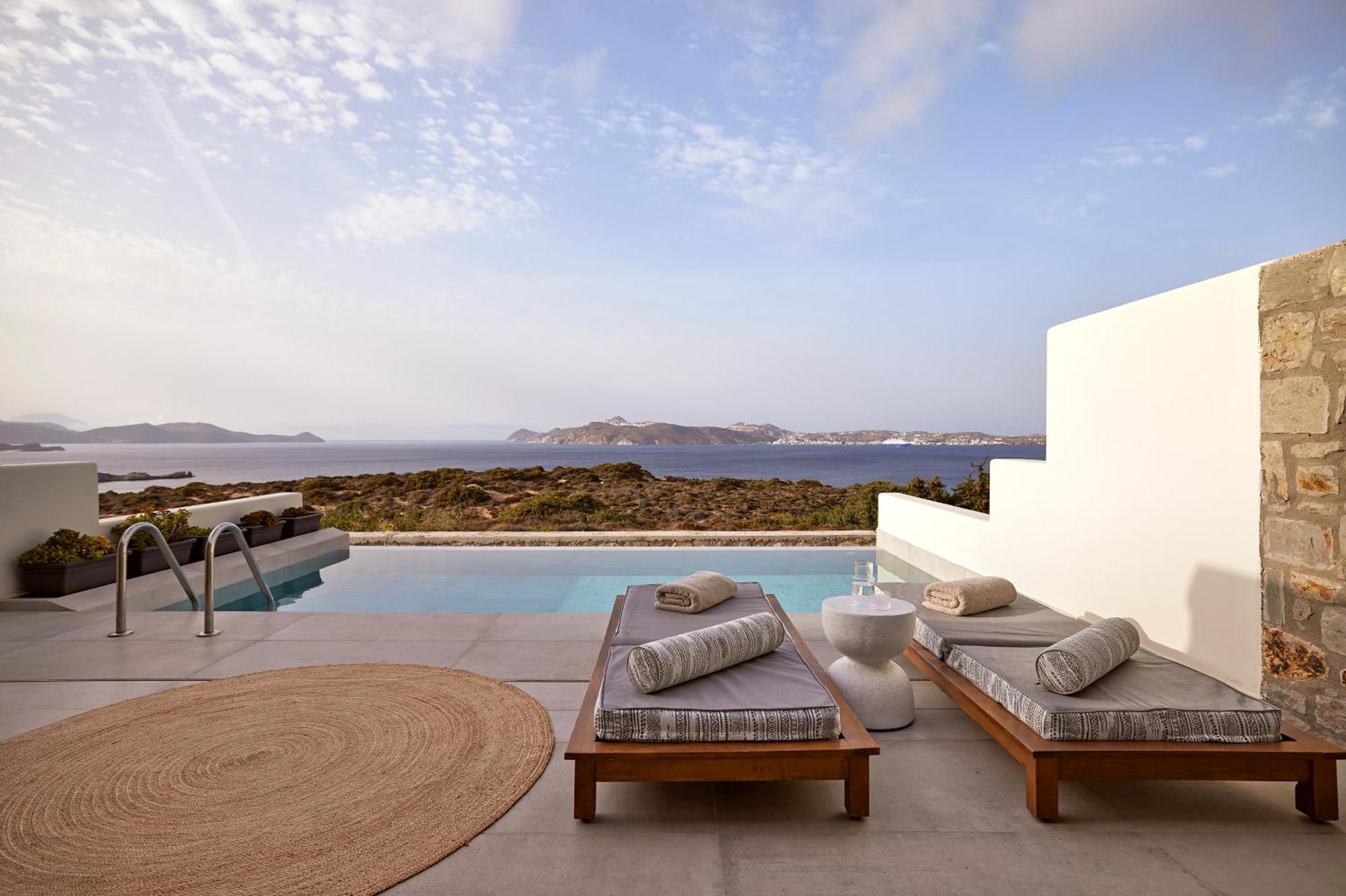 Family Suite Private Pool & Sea View