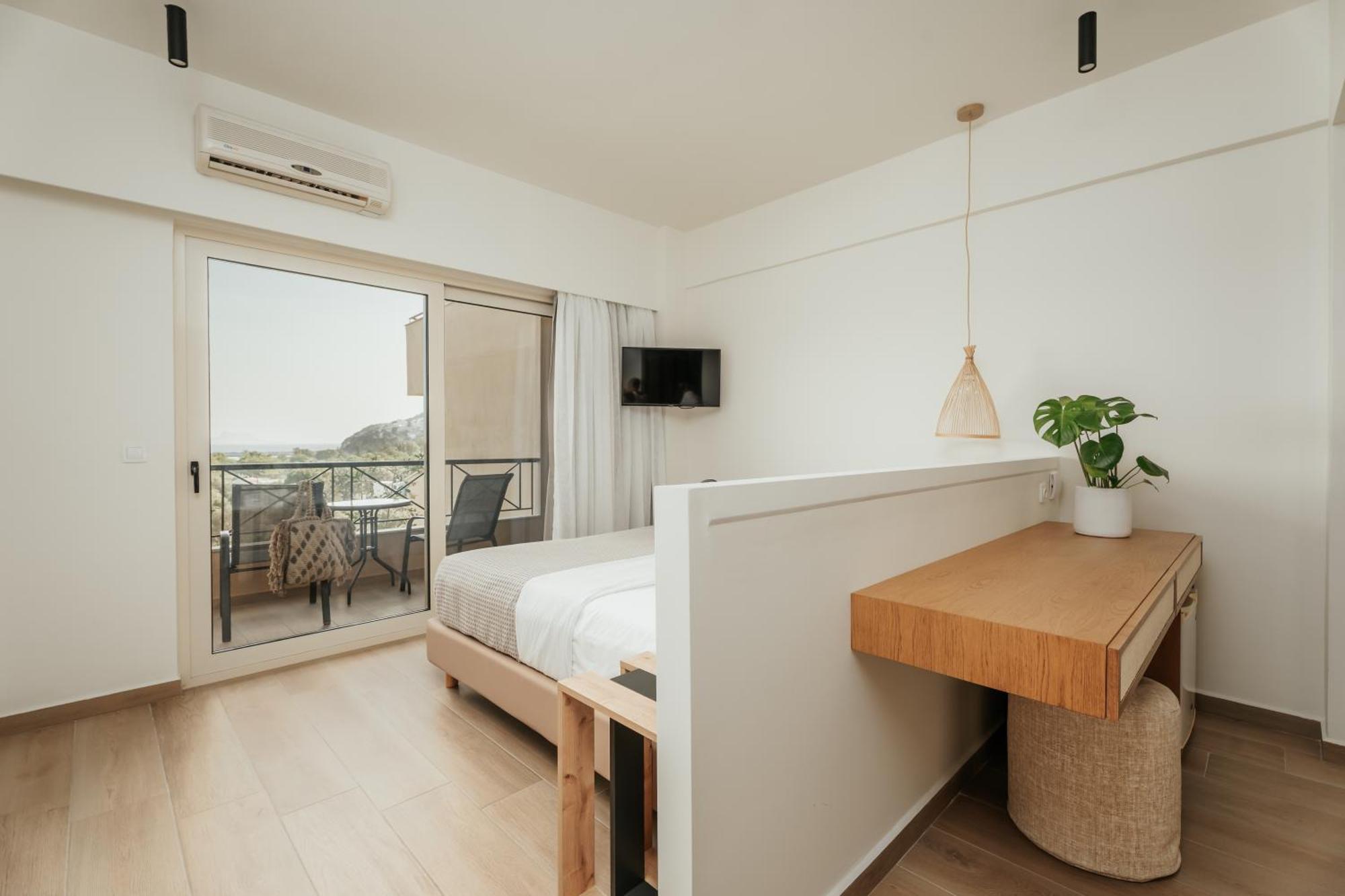 Superior Double or Twin Room Sea View