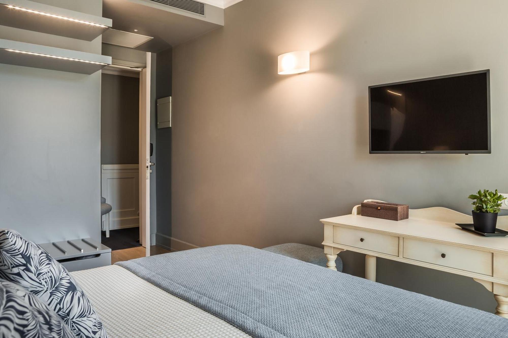 Classic Double Room Higher Floor
