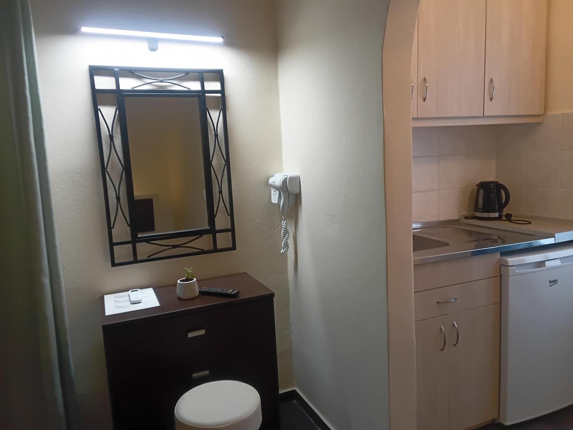 Double or Twin Room Partial Sea View