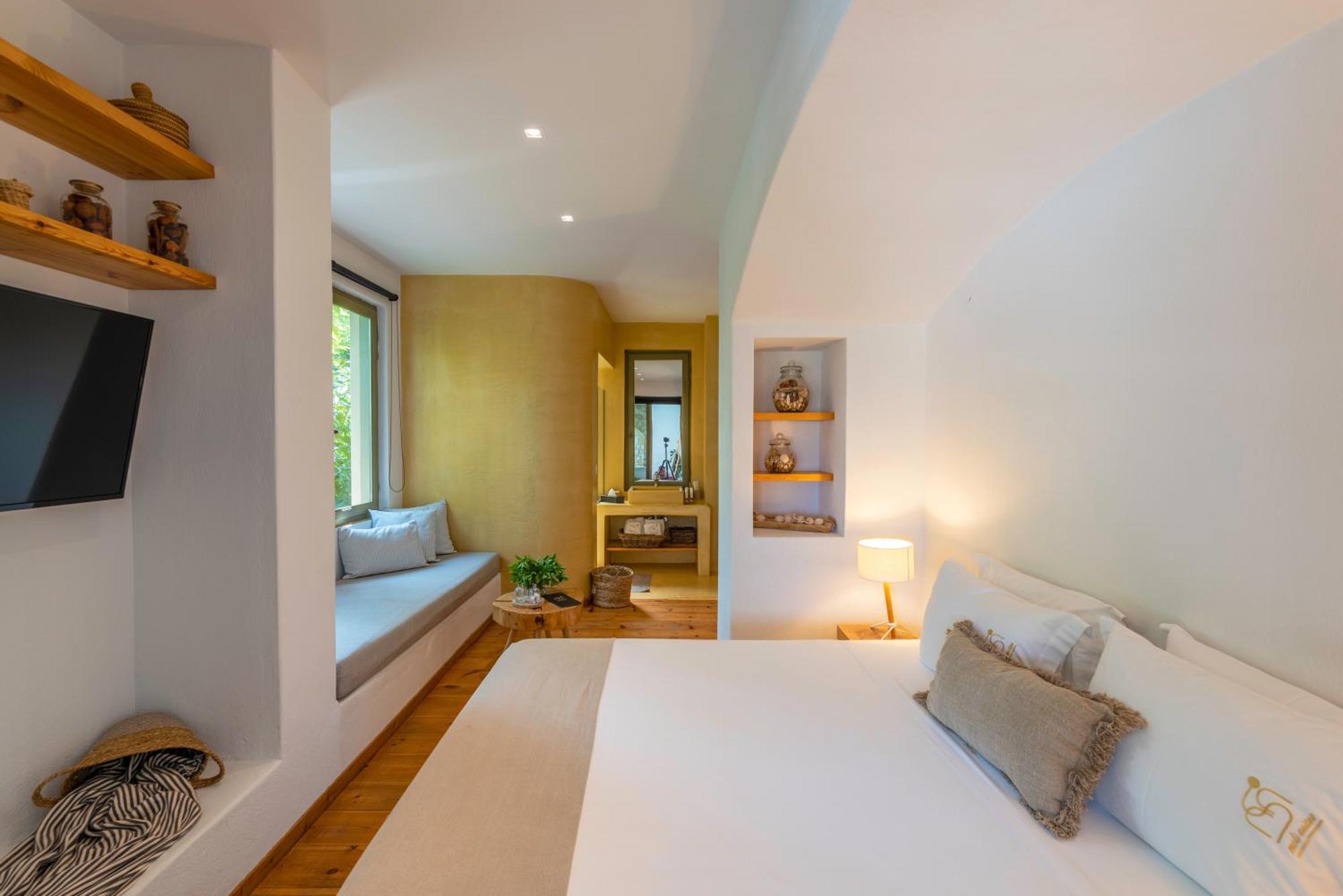 Premium Suite Sea View Indoor Swimming Pool