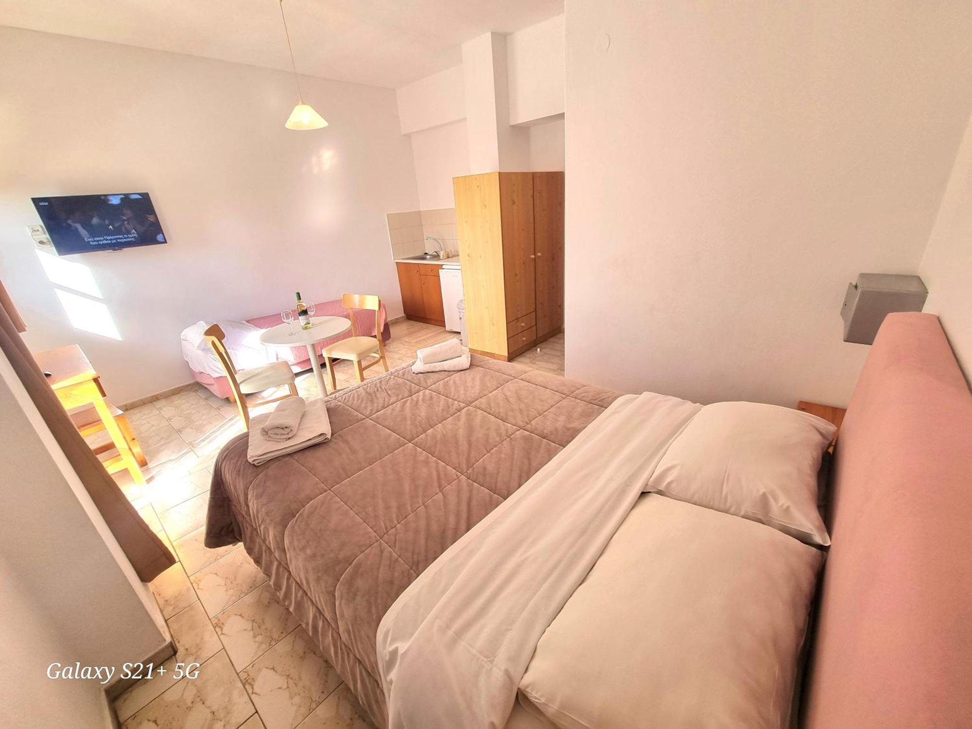 Triple Room with Garden View