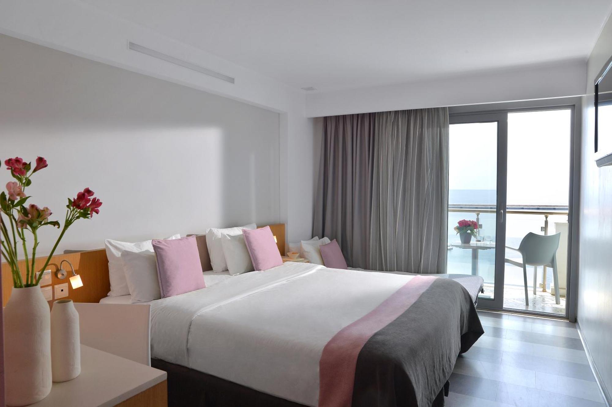 Double or Twin Room Sea View,1644416215:JPEG