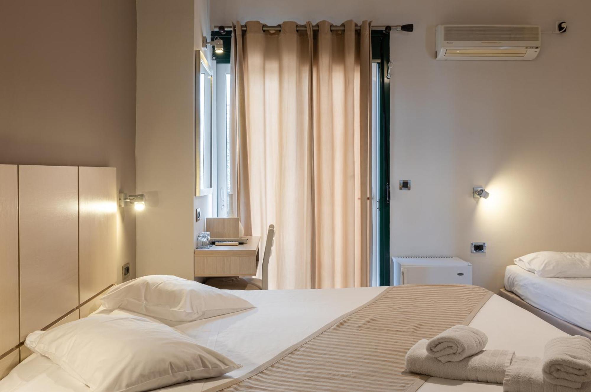 Triple Room Sea View