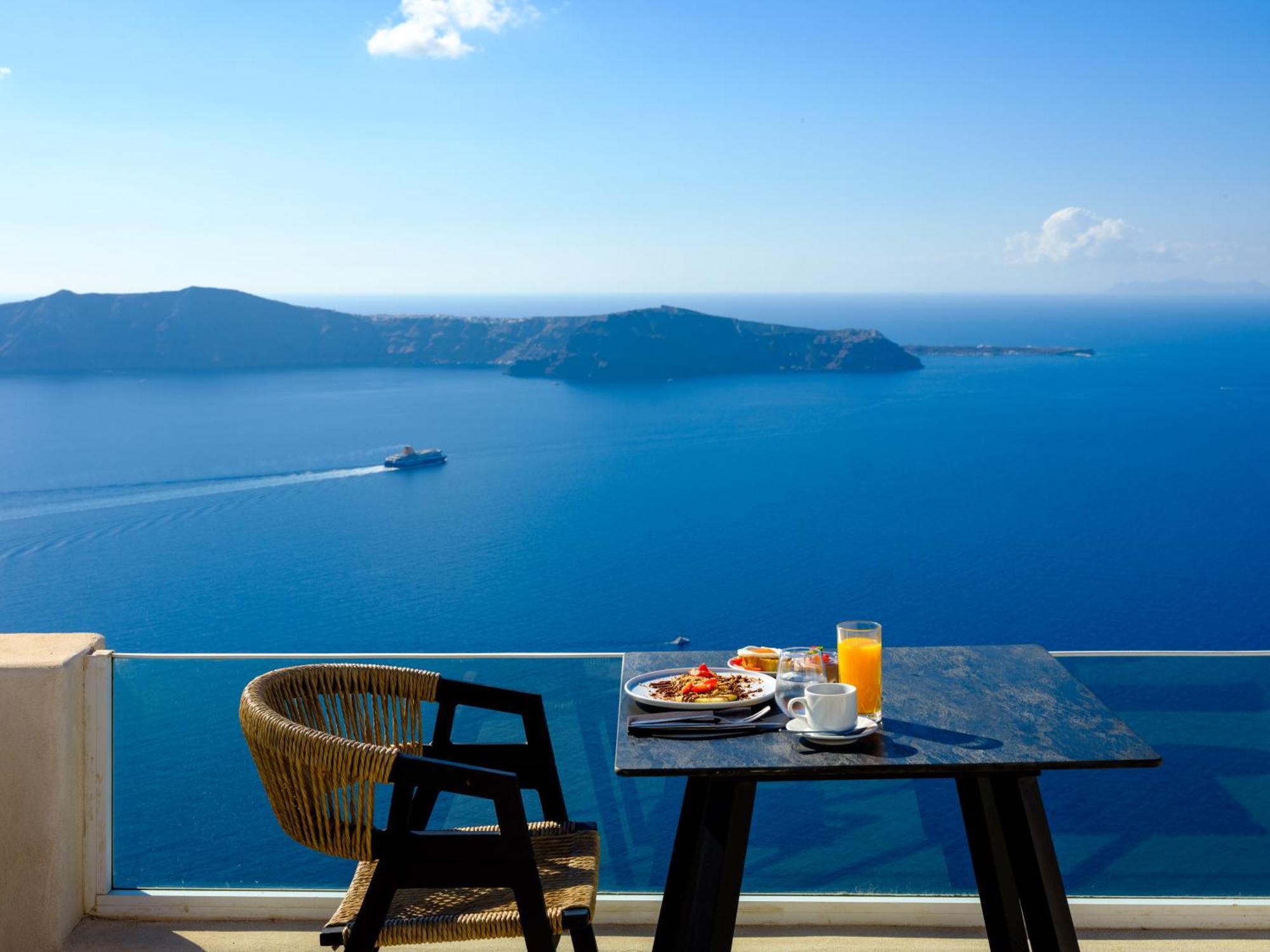 VIP Suite Private Jacuzzi Caldera View