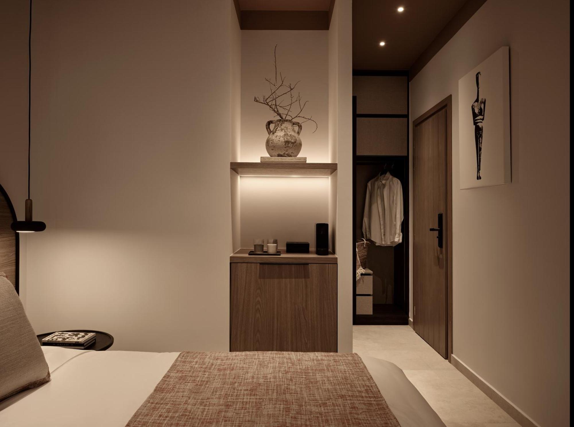 Comfort Room Balcony