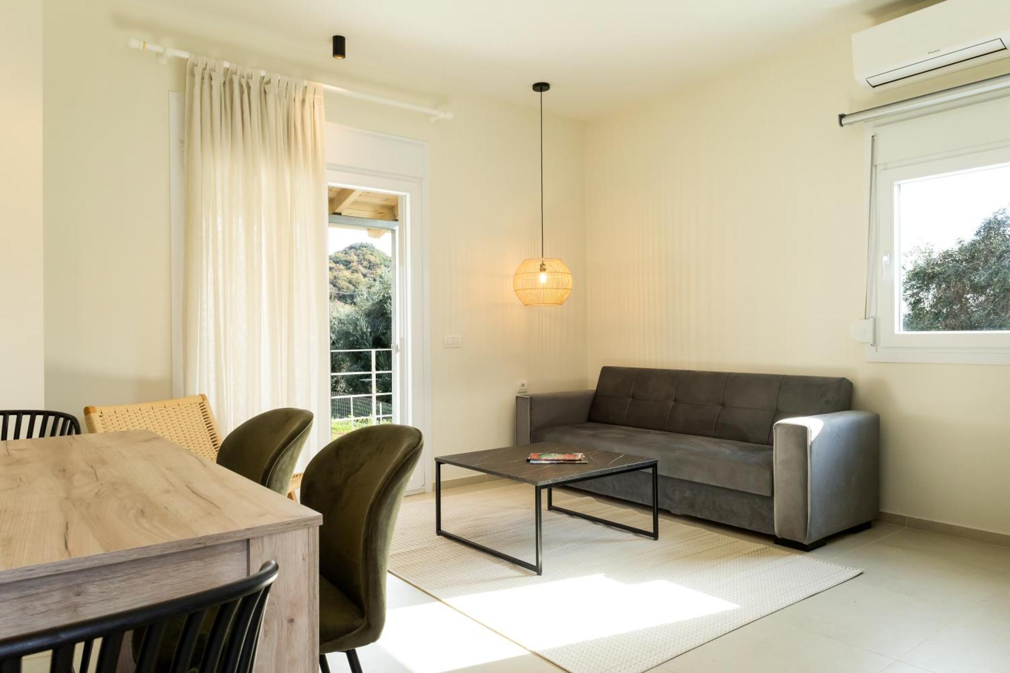 Deluxe Two-Bedroom Apartment Garden View