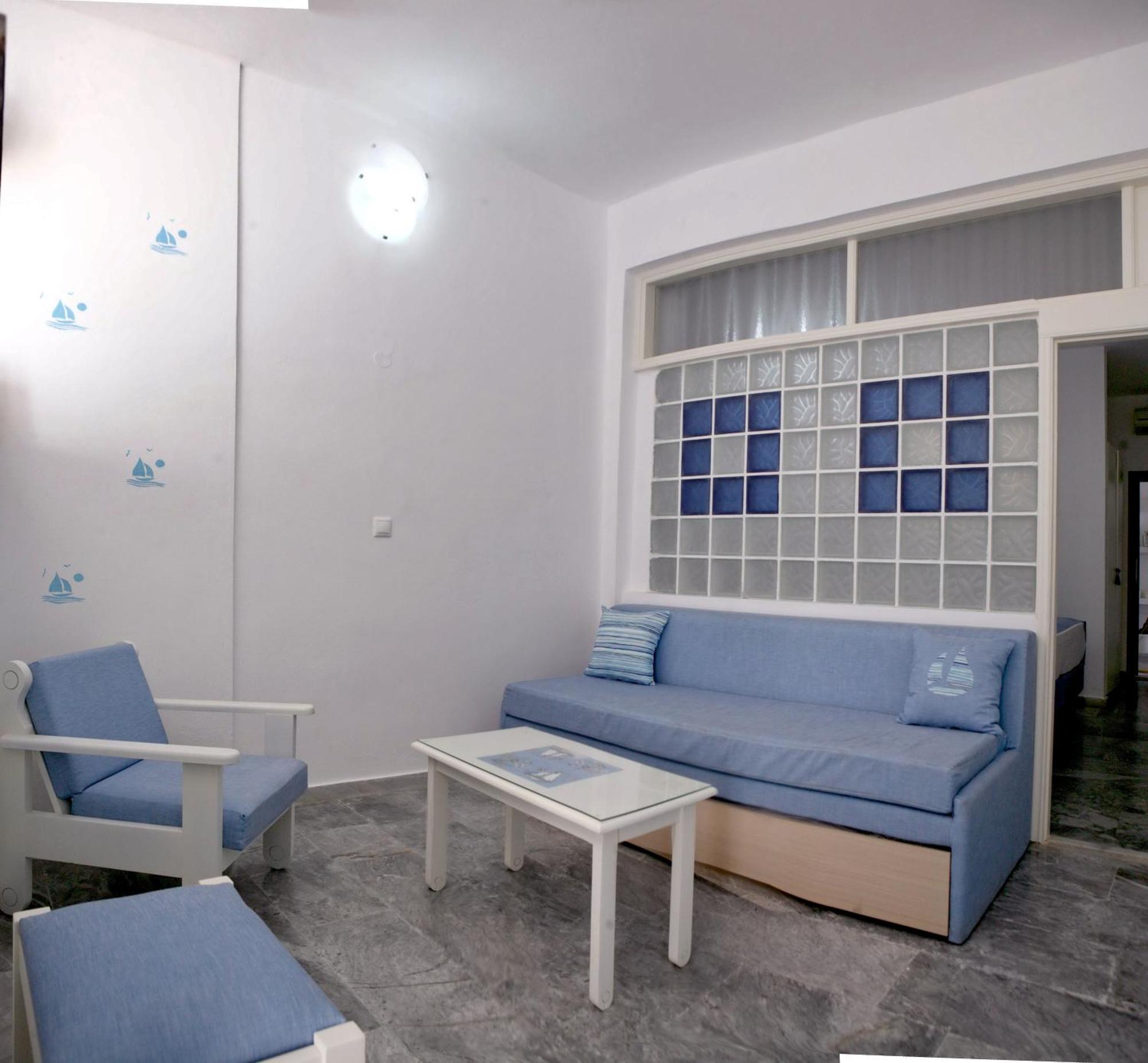 Superior One-Bedroom Apartment