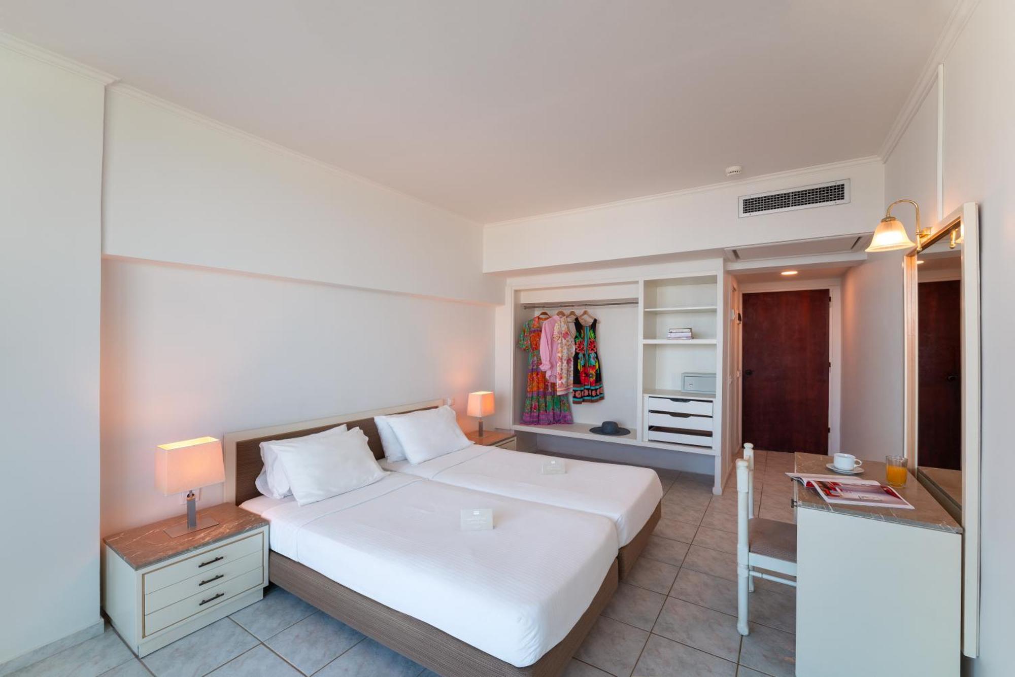 Standard Double or Twin Room with Sea View