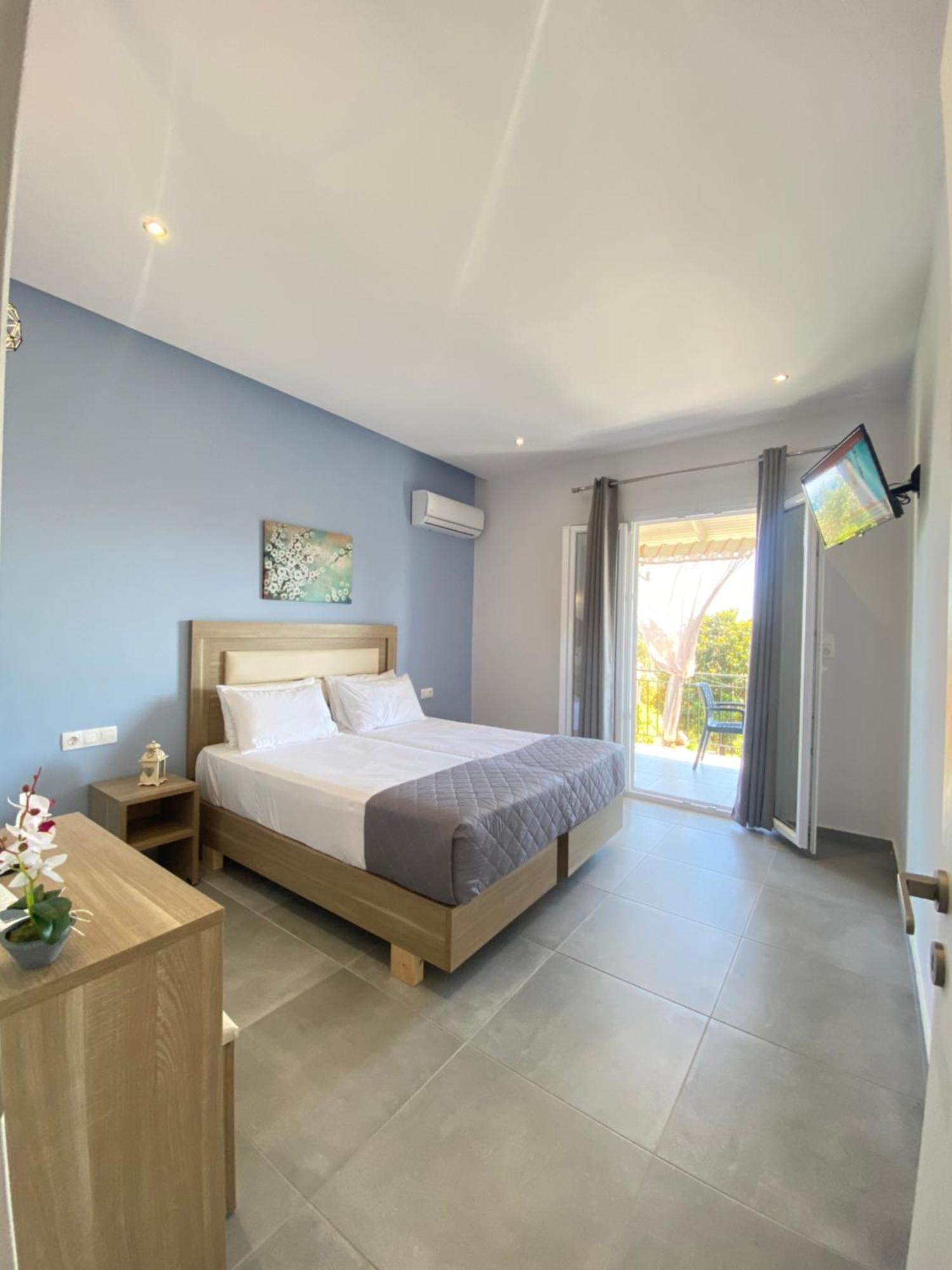 Two-Bedroom Apartment Balcony Sea View