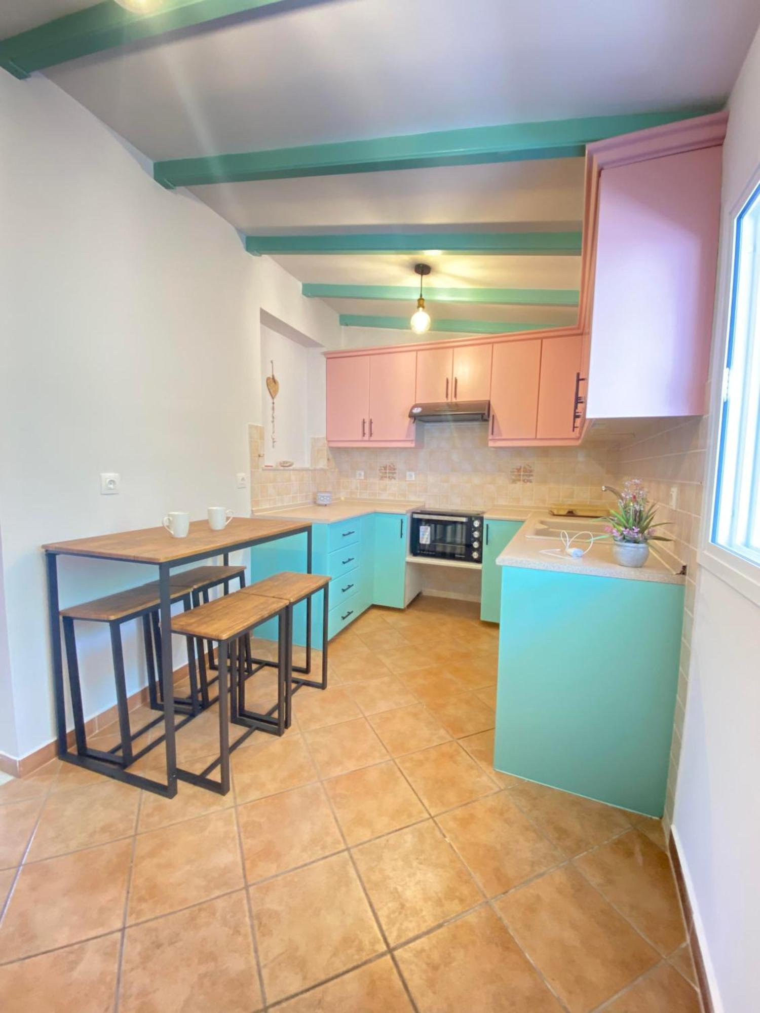 Deluxe Two-Bedroom Apartment Garden View