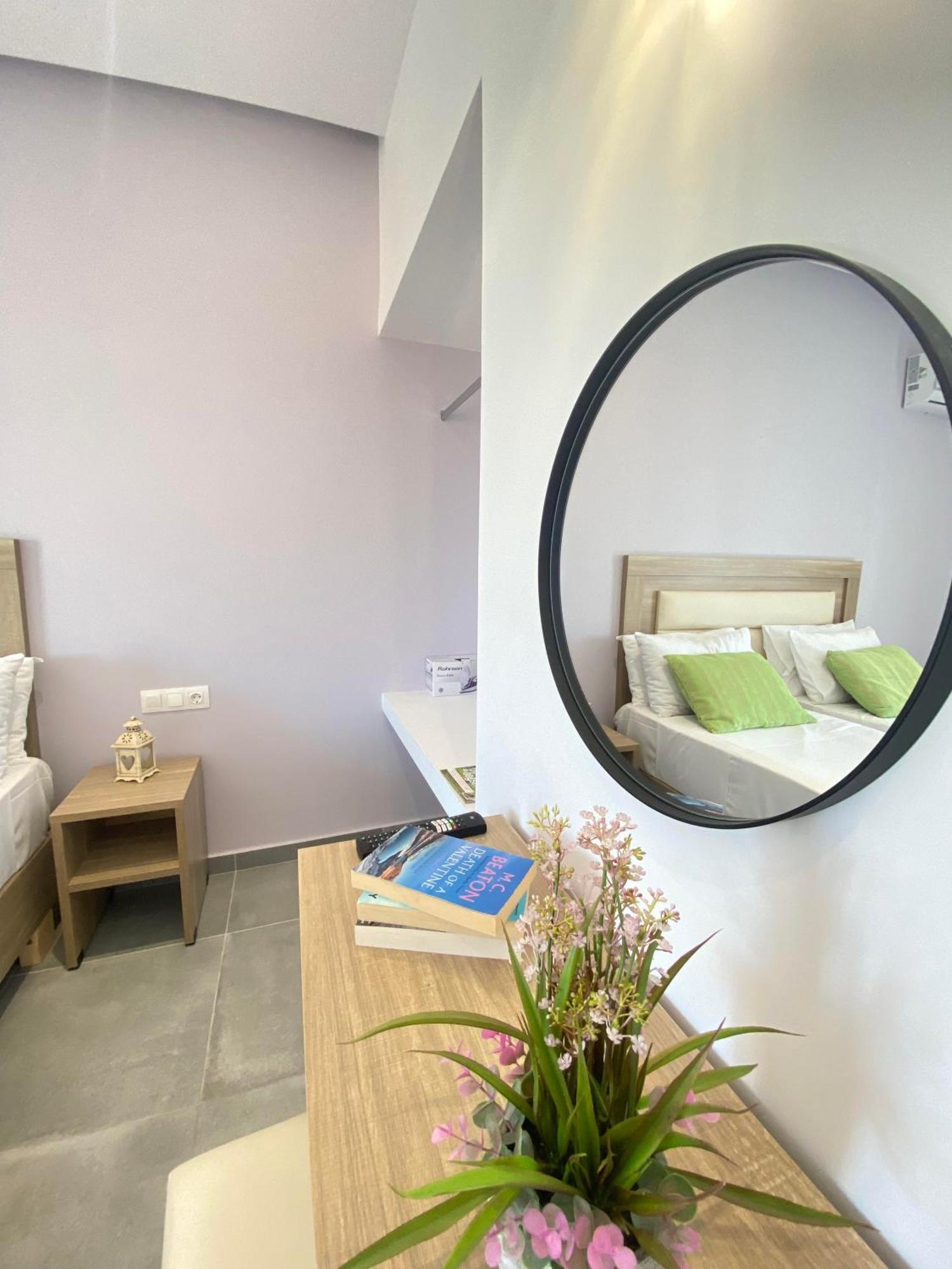 Two-Bedroom Apartment Balcony Sea View