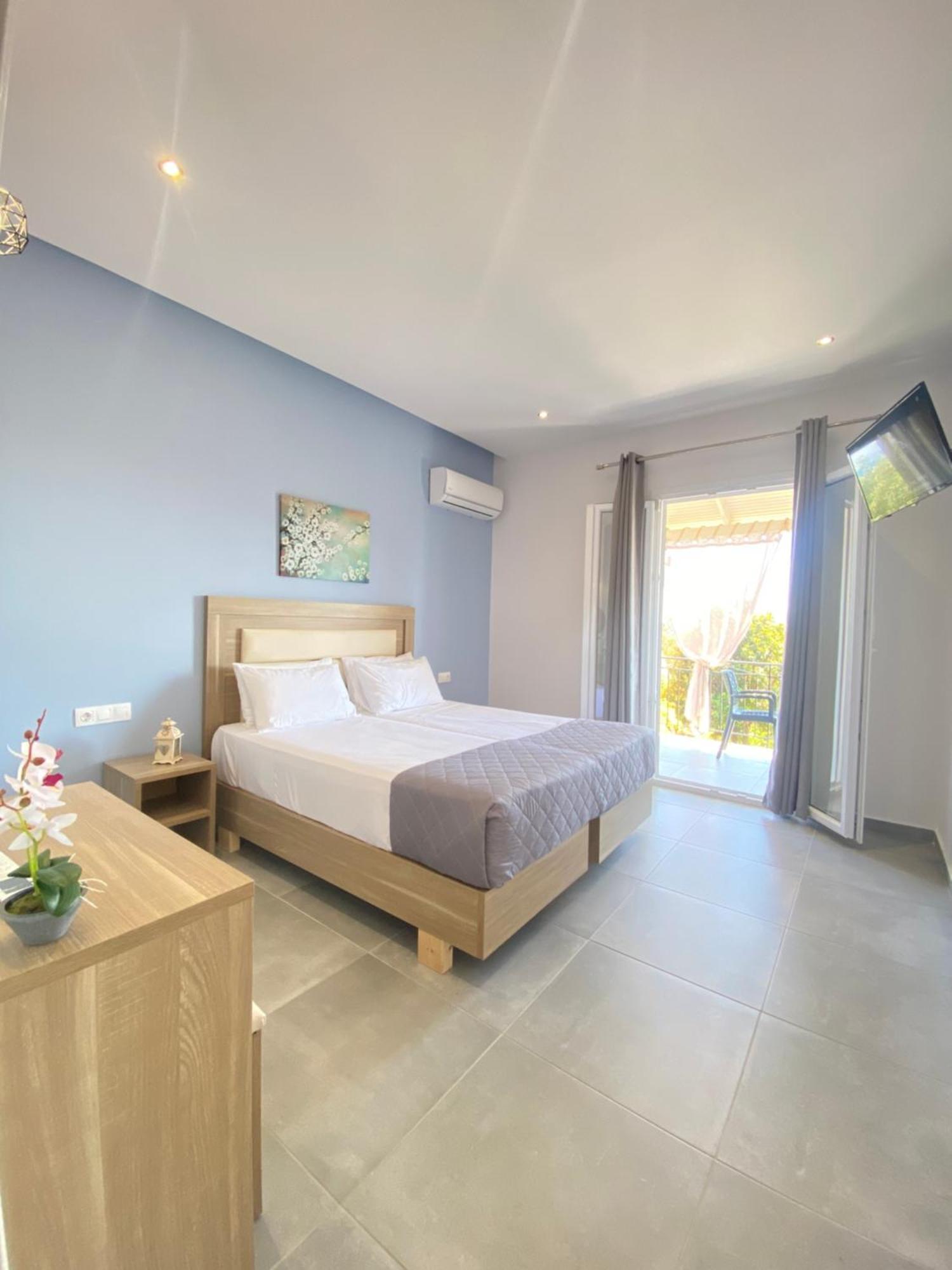 Two-Bedroom Apartment Balcony Sea View