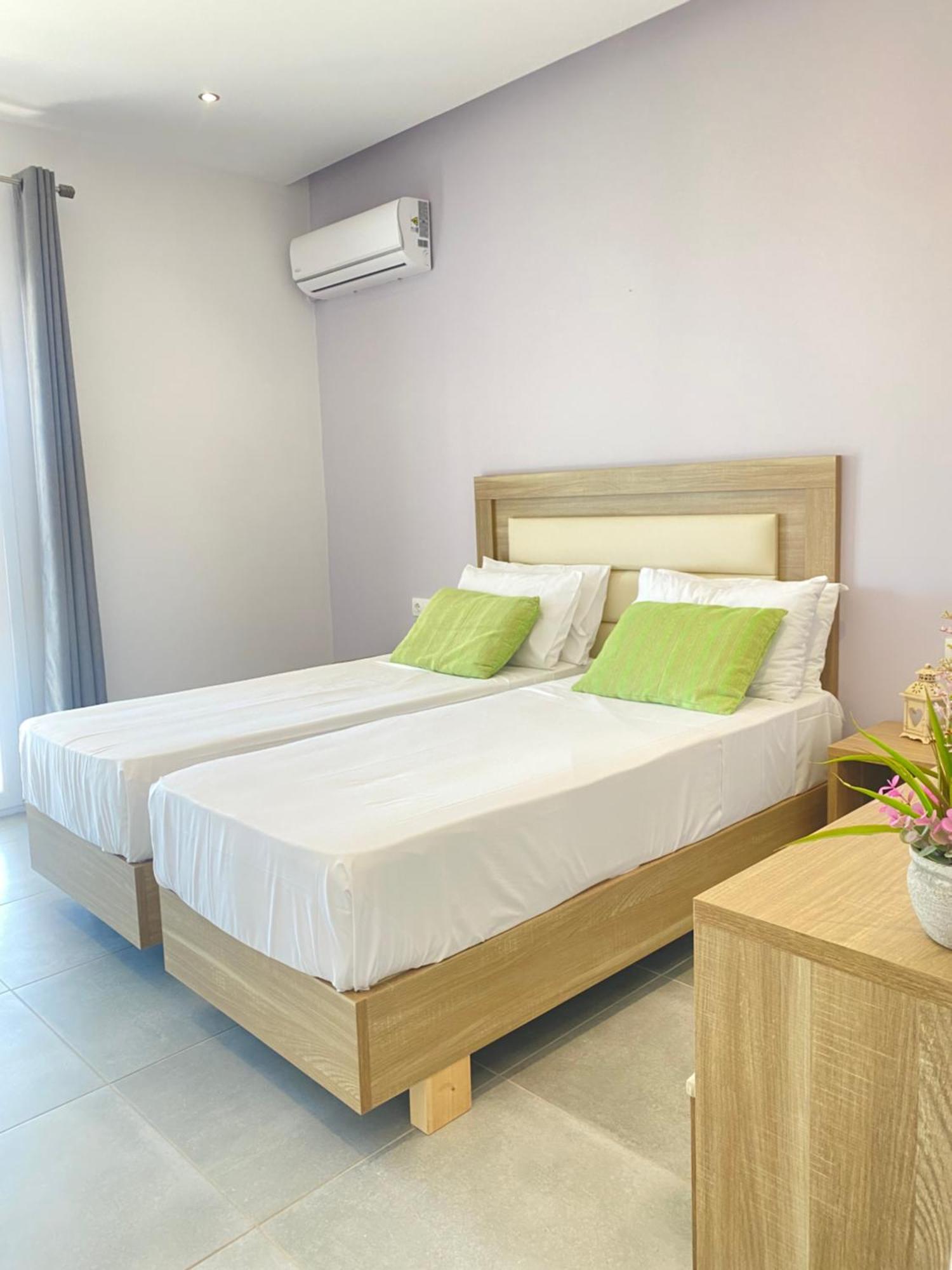 Two-Bedroom Apartment Balcony Sea View