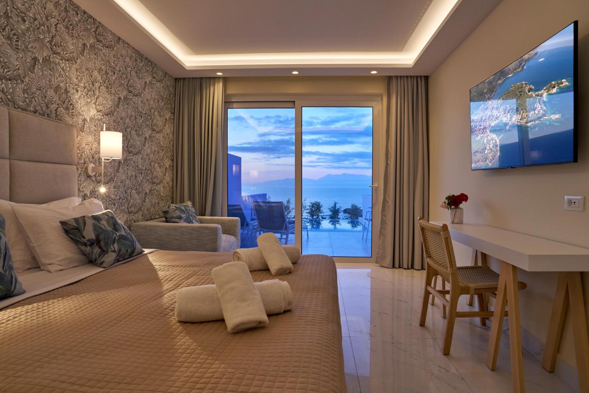 Double Sea View Private Pool