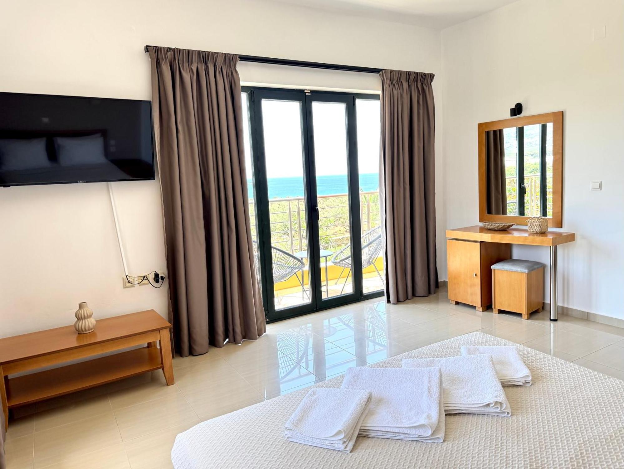 Studio Sea View