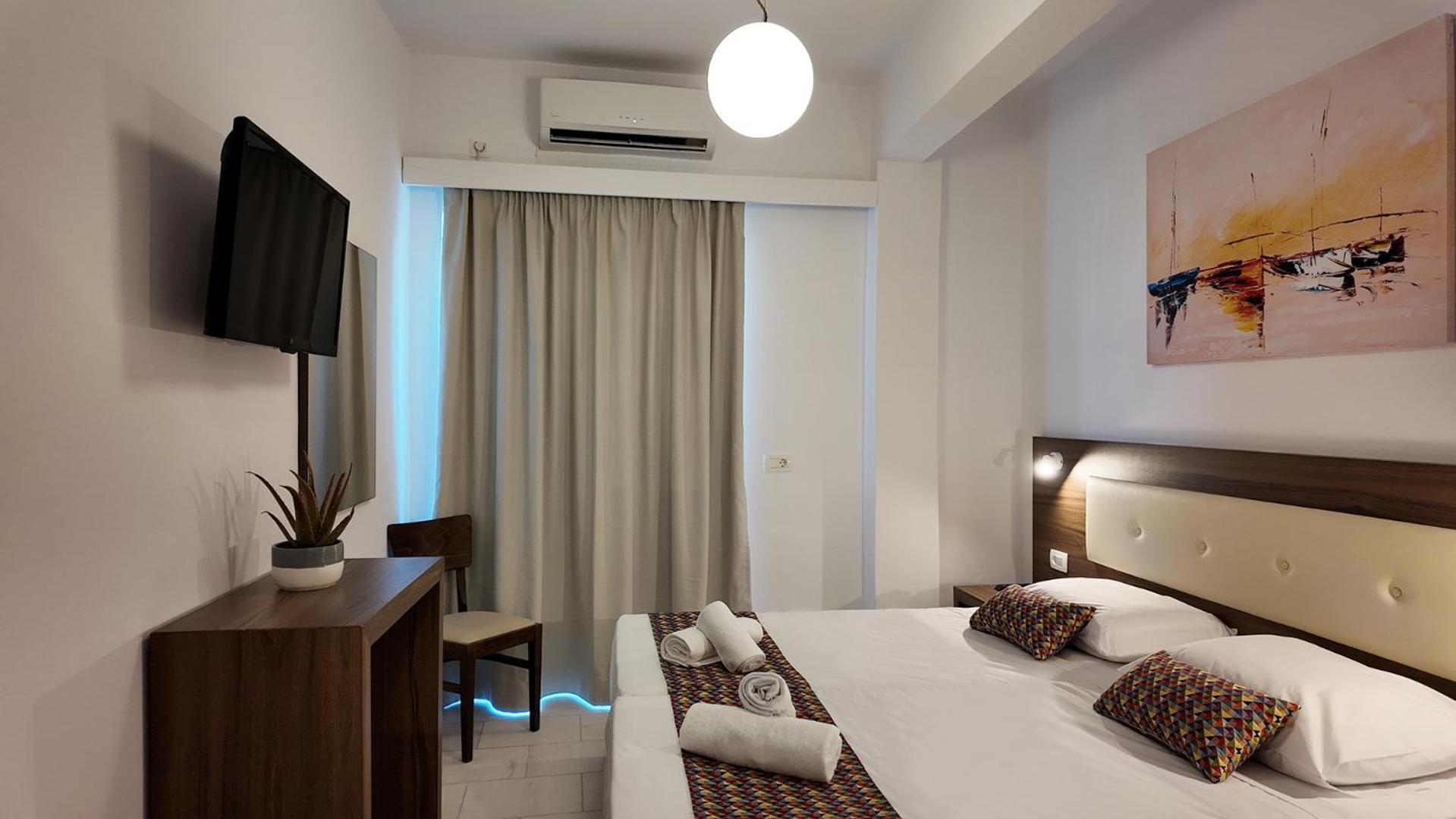 Double or Twin Room Partial Sea View