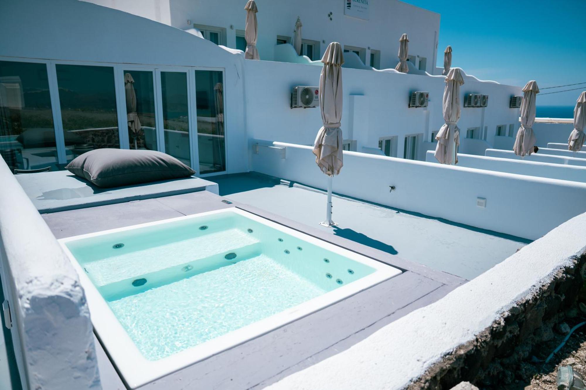 Bright Suite Hot Tub