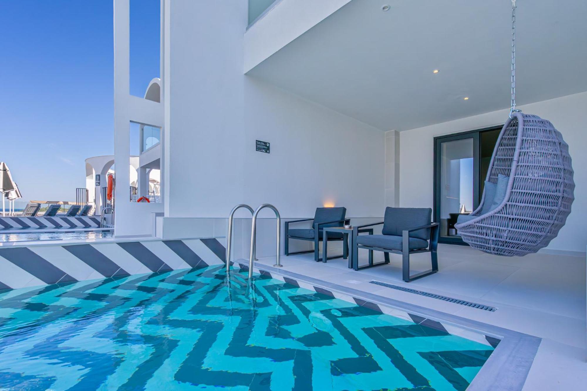 Deluxe Double Room Private Pool