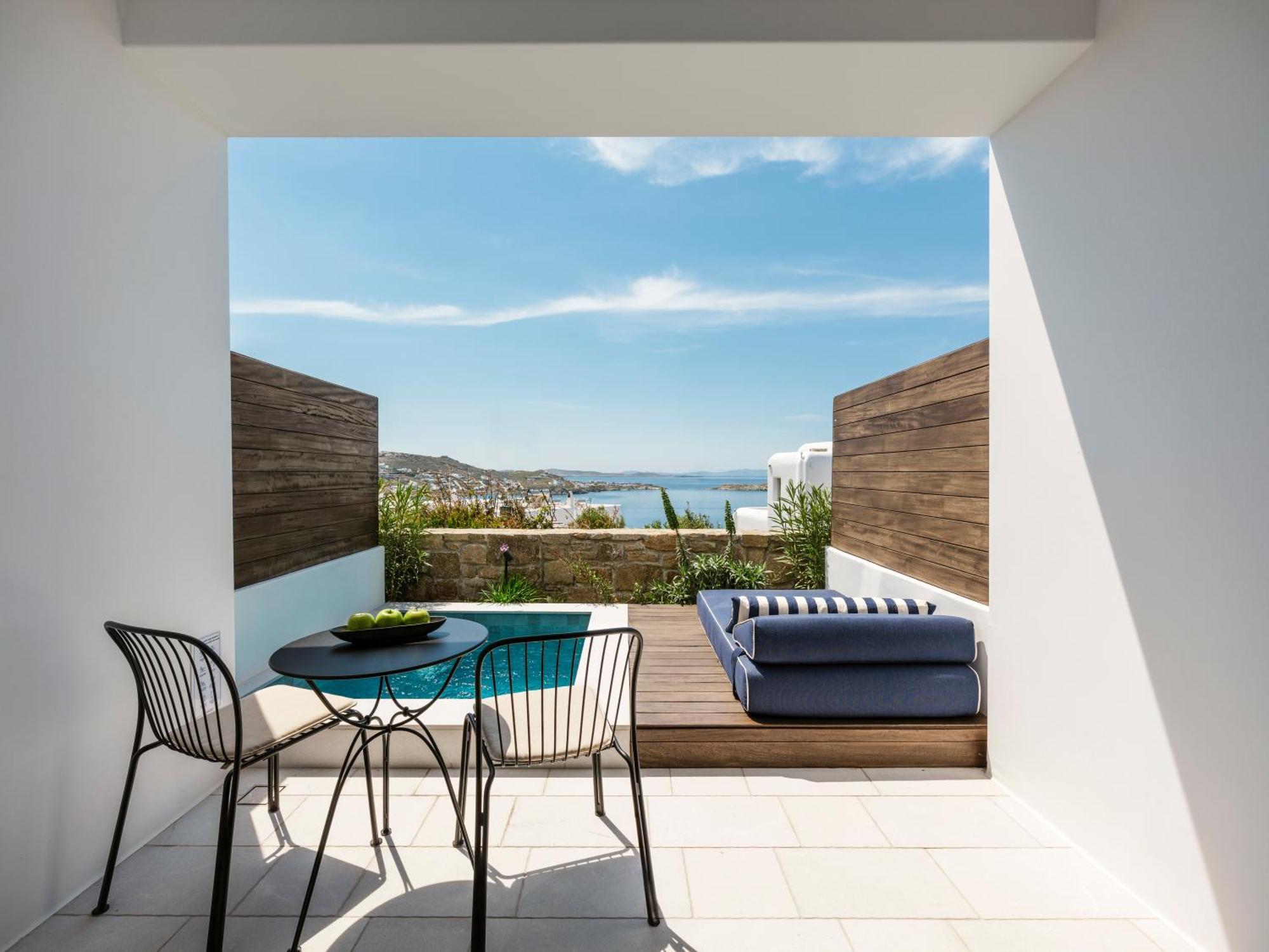 Nest Retreat Sea View Outdoor Hot Tub