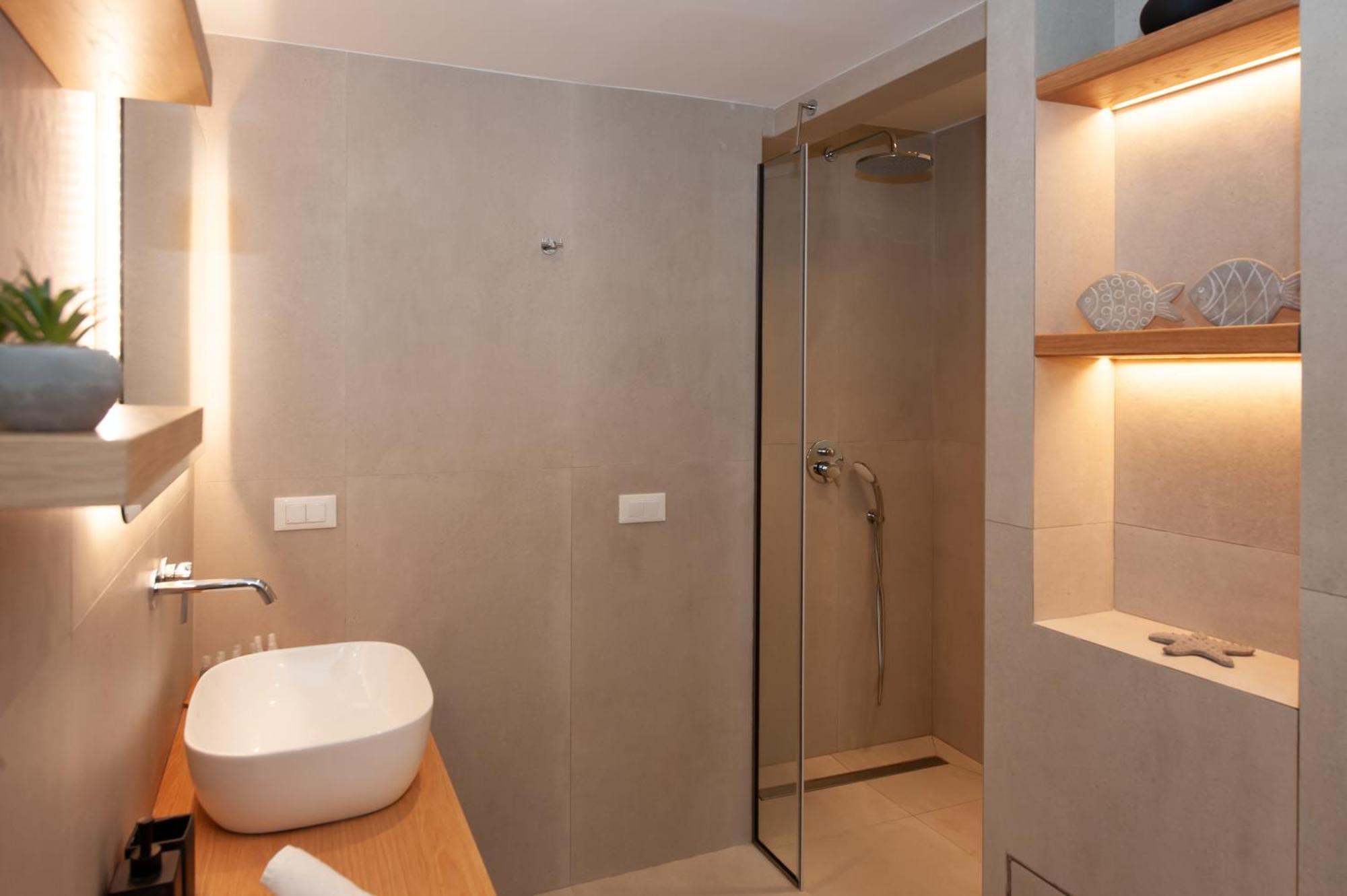 Superior Family studio -Sea and Pool View (2 Adults+ 2 Children)