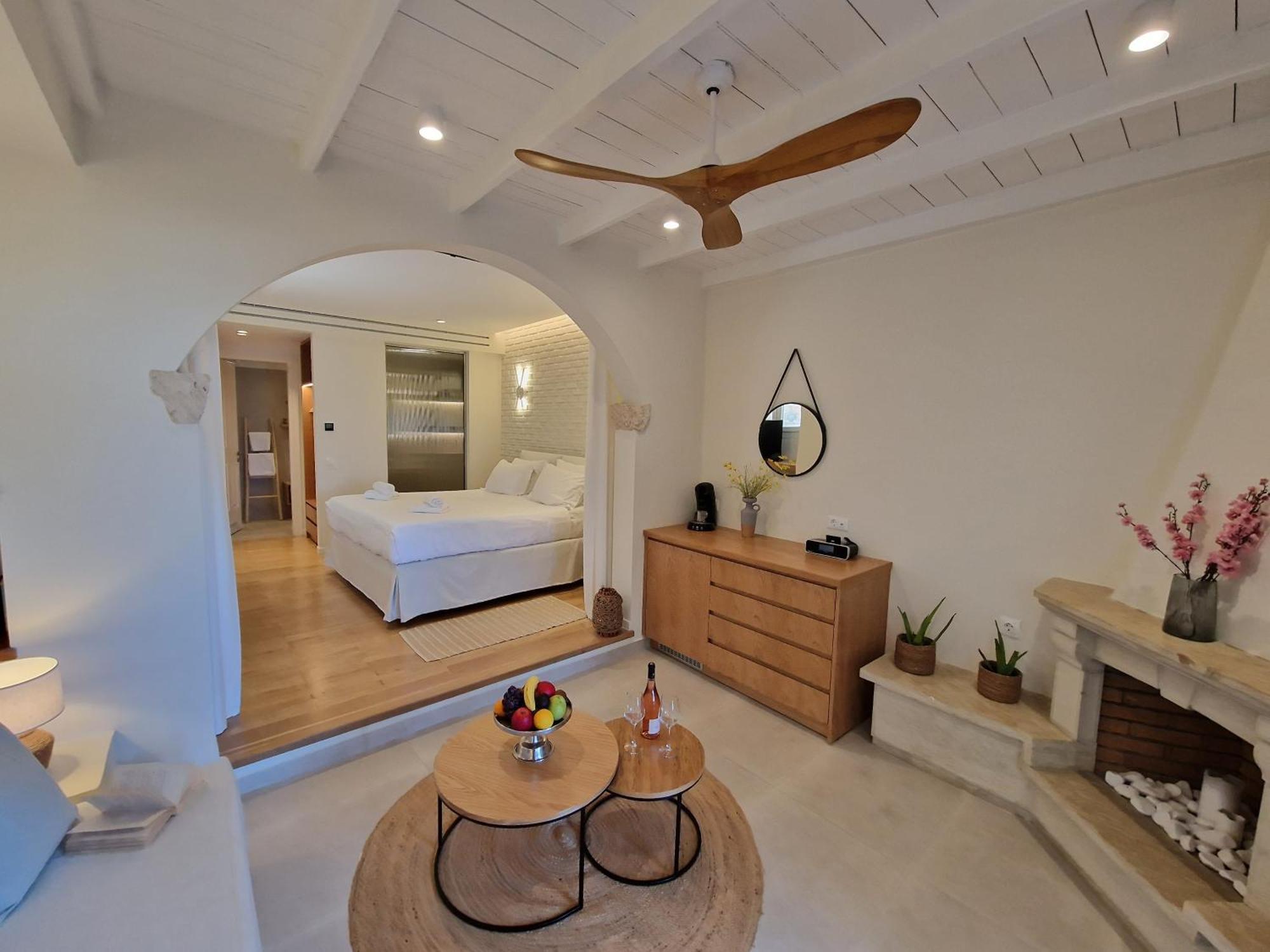 Superior Family studio Sea Pool View