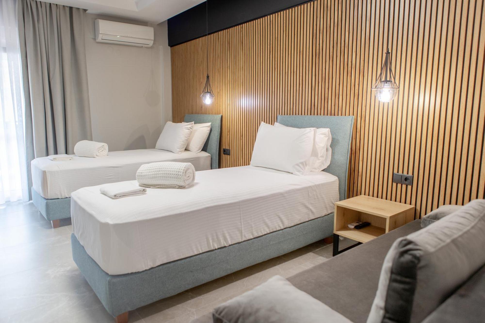 Triple Room Terrace