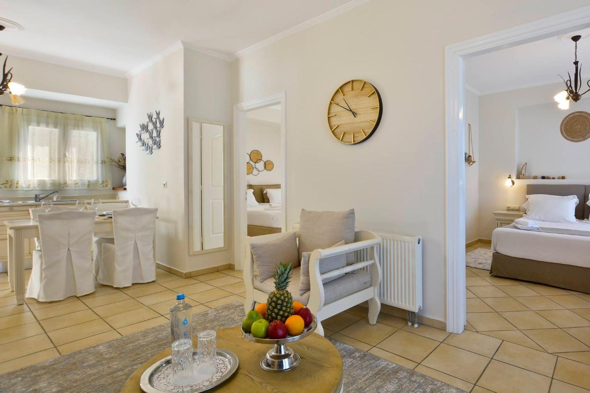 Deluxe Family Apartment Side Sea View Type B