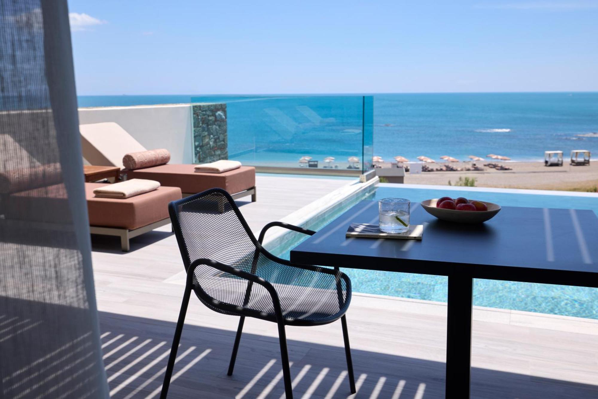 Executive Suite Private Pool